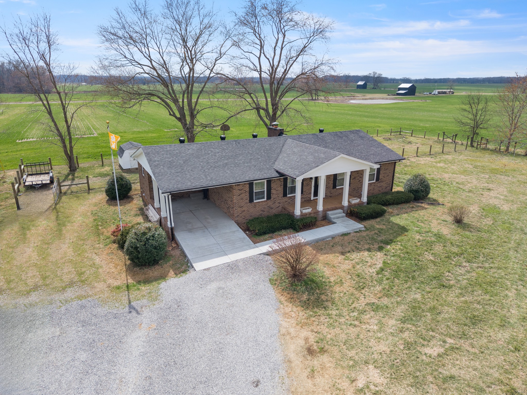 8412 Highway 41 , Adams, TN 37010