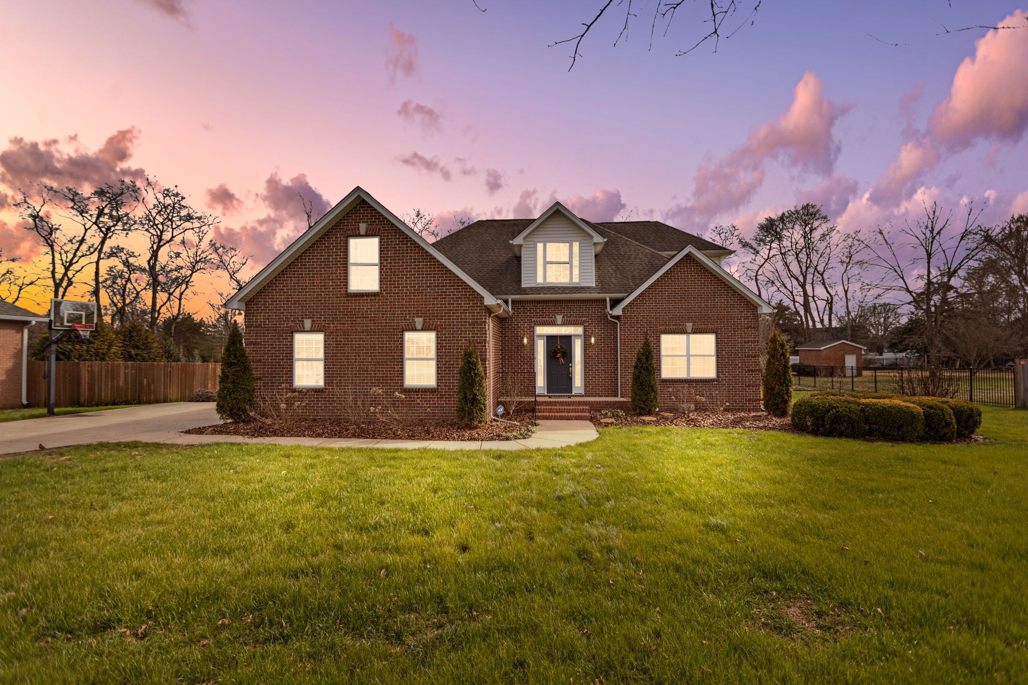 208 Oscar Ct, Murfreesboro, TN 37128