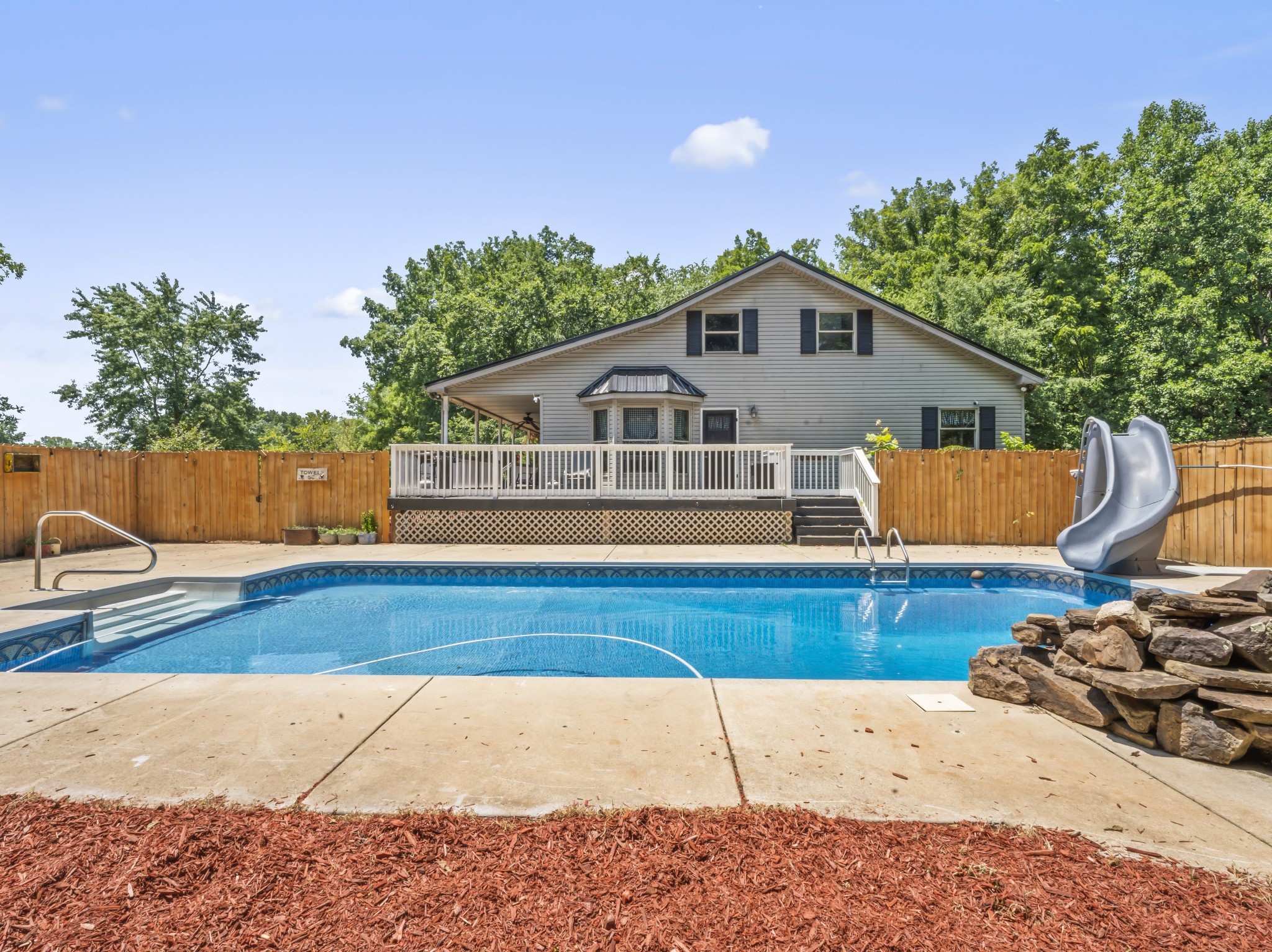 6949 Highway 41n, Cedar Hill, TN 37032