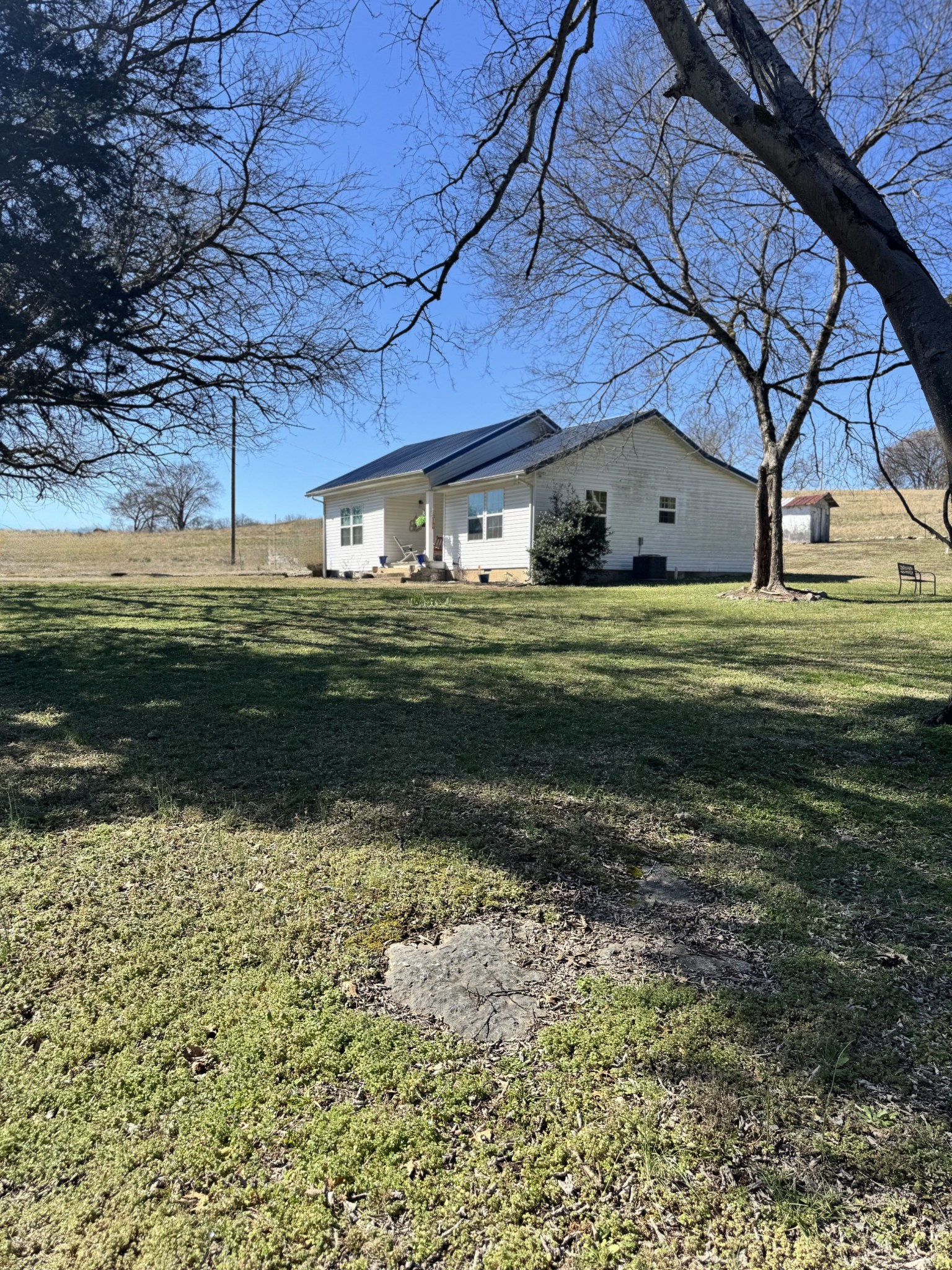 16 Beasley Bend Rd, Riddleton, TN 37151