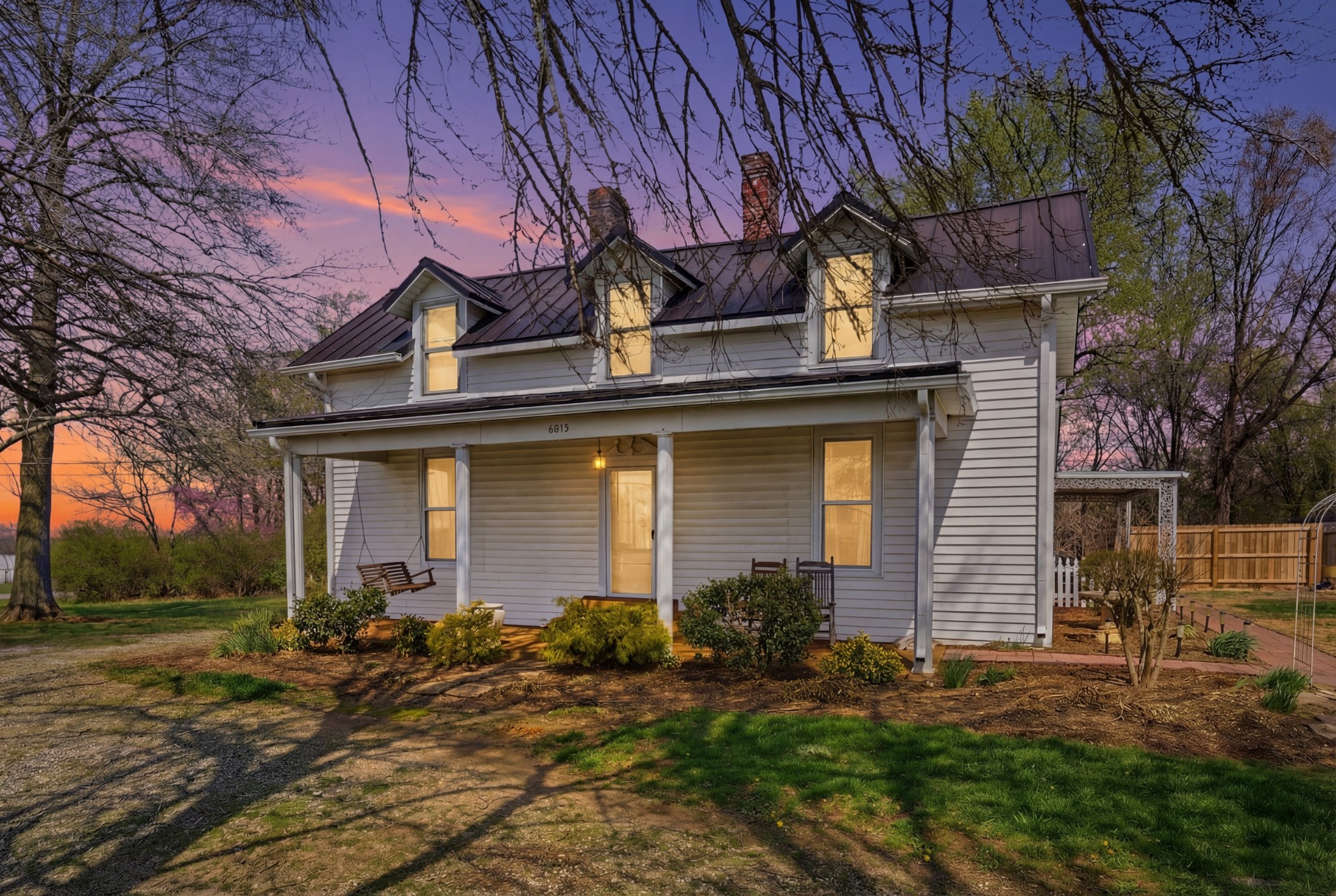 6013 Highway 41 , Cedar Hill, TN 37032