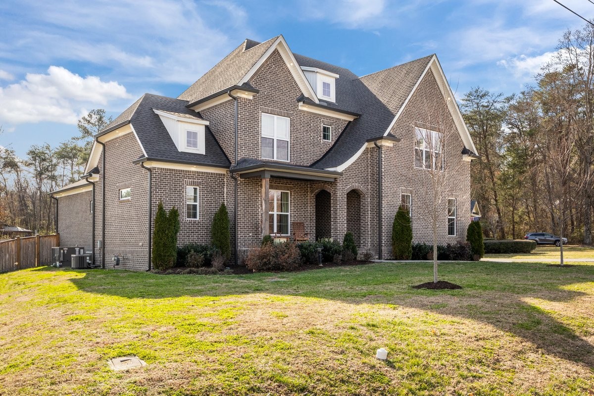478 Harpeth Meadows Dr, Kingston Springs, TN 37082