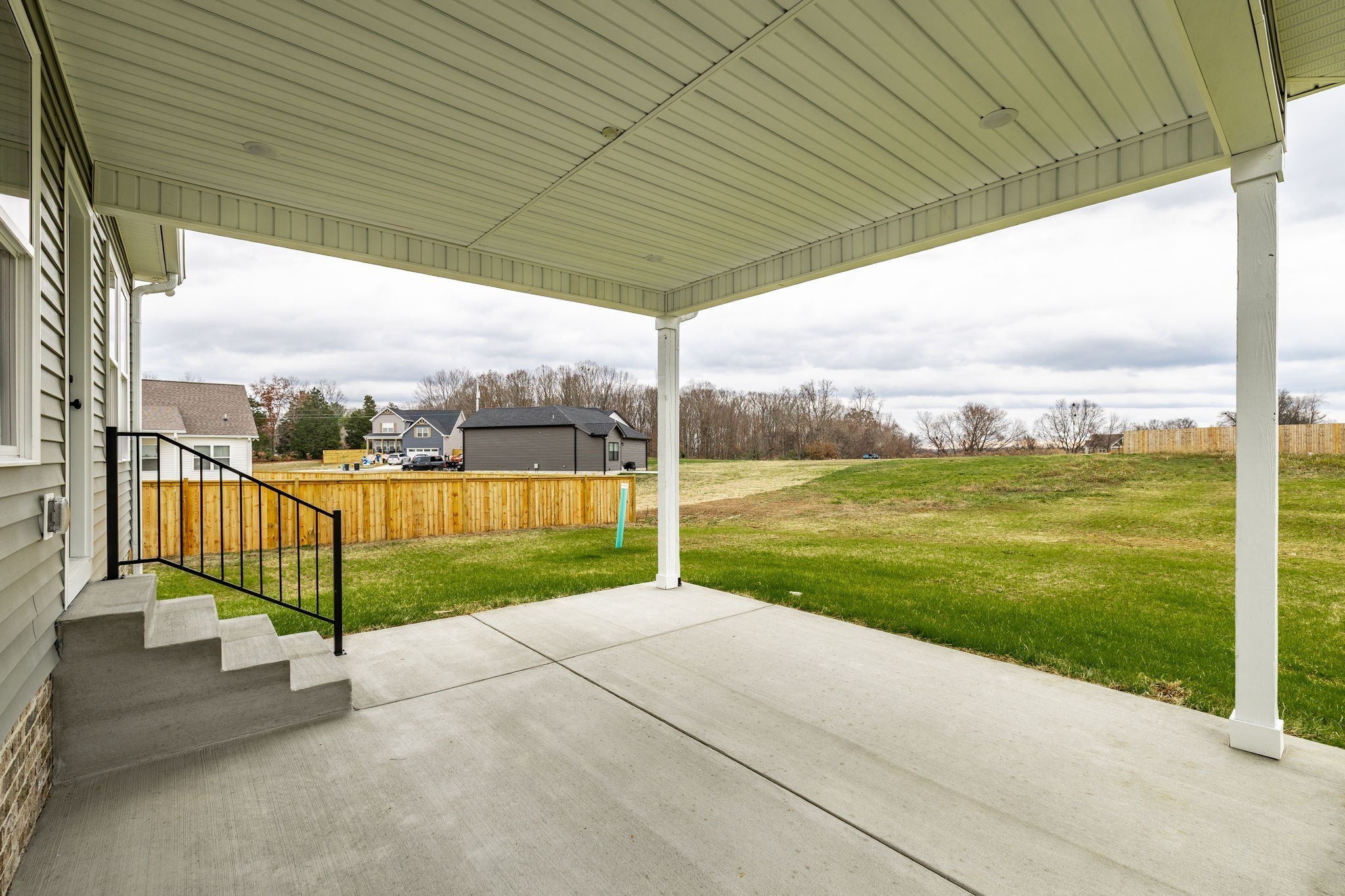 2045 Jersey Dr, Greenbrier, TN 37073