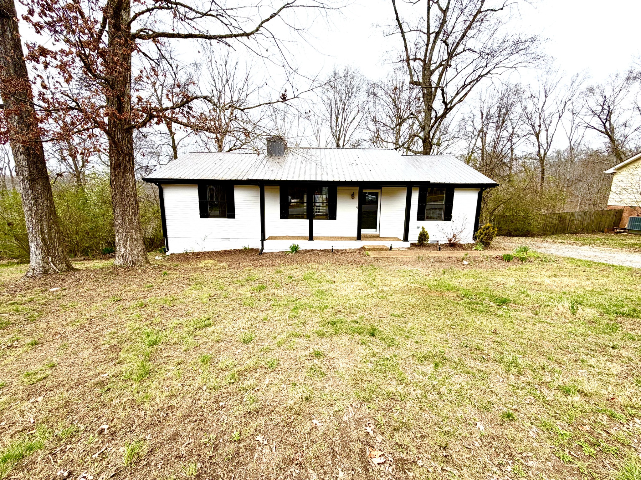 104 Treetop Ct, White House, TN 37188