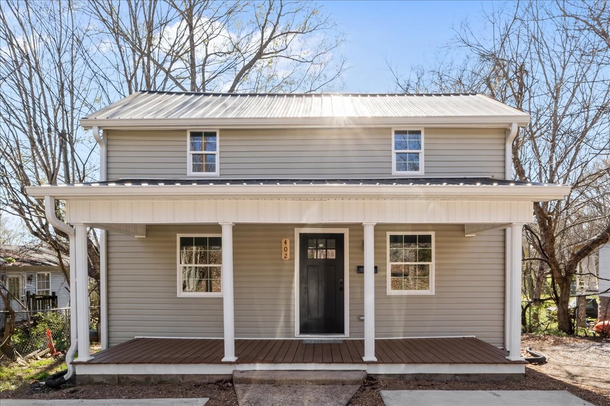 402 W Railroad St, Dickson, TN 37055