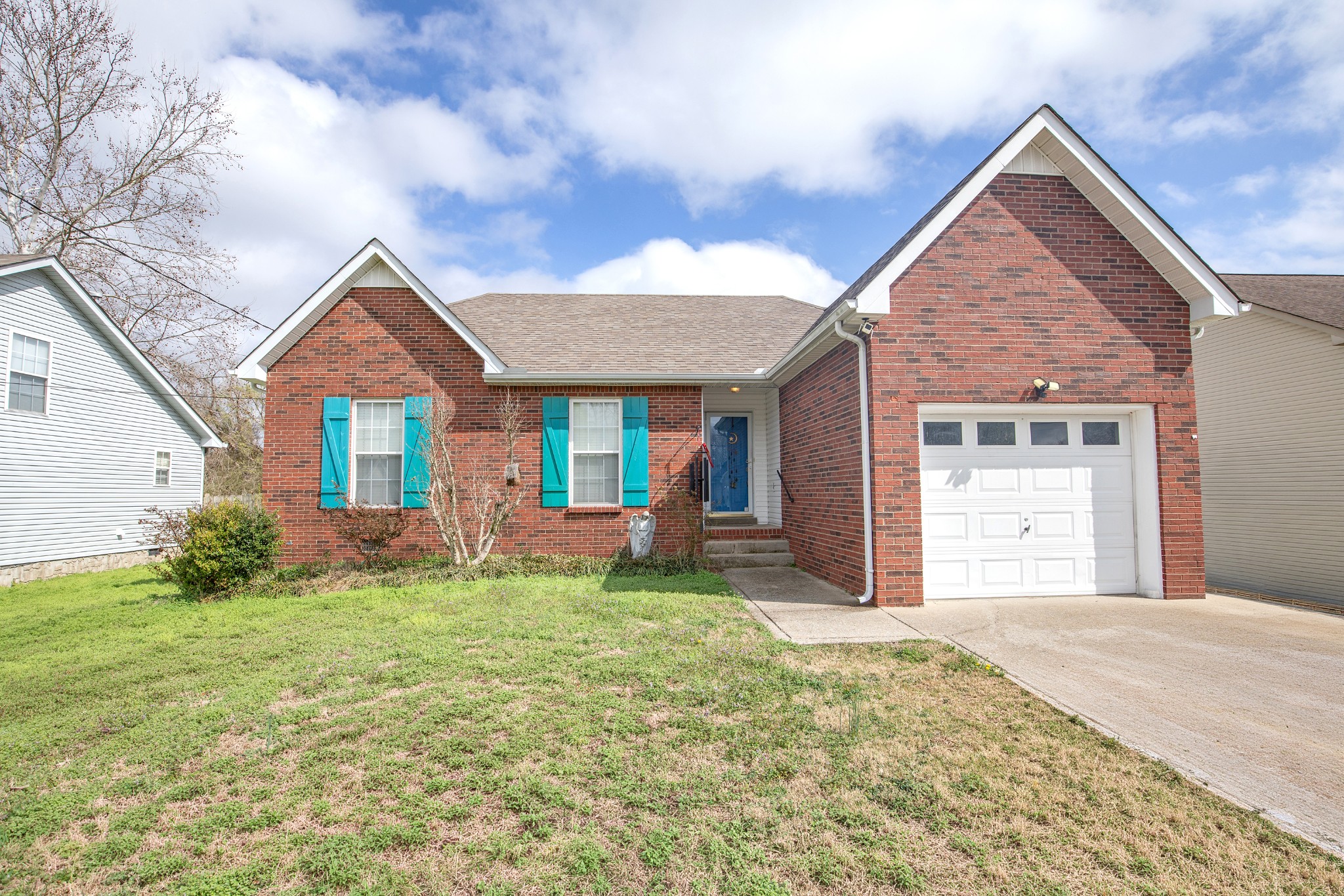 1032 Donoho Dr, Old Hickory, TN 37138