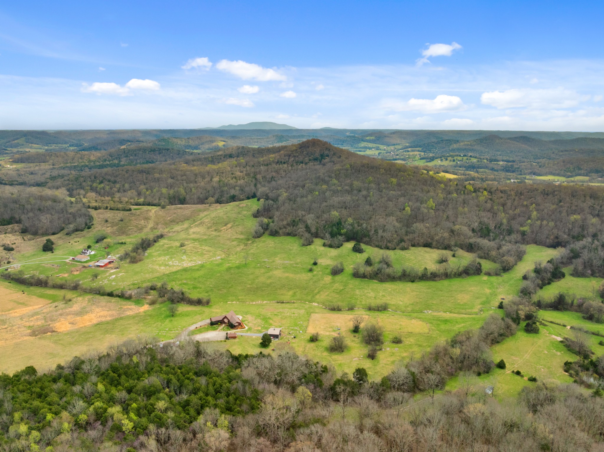 2063 Kennedy Creek Rd, Auburntown, TN 37016