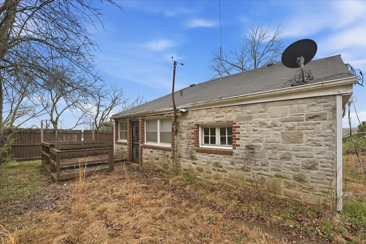 1219 S Dickerson Rd, Goodlettsville, TN 37072