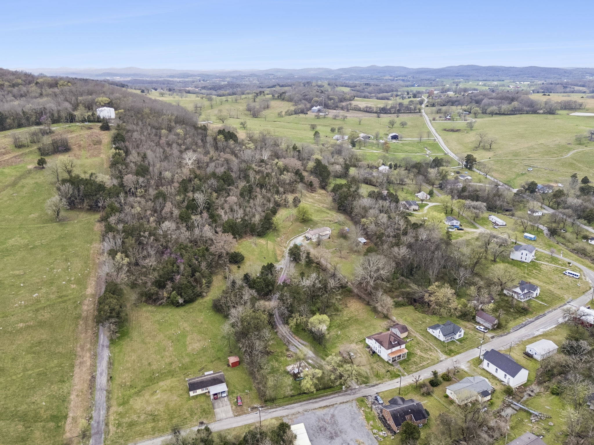 47 Riddleton Cir, Riddleton, TN 37151