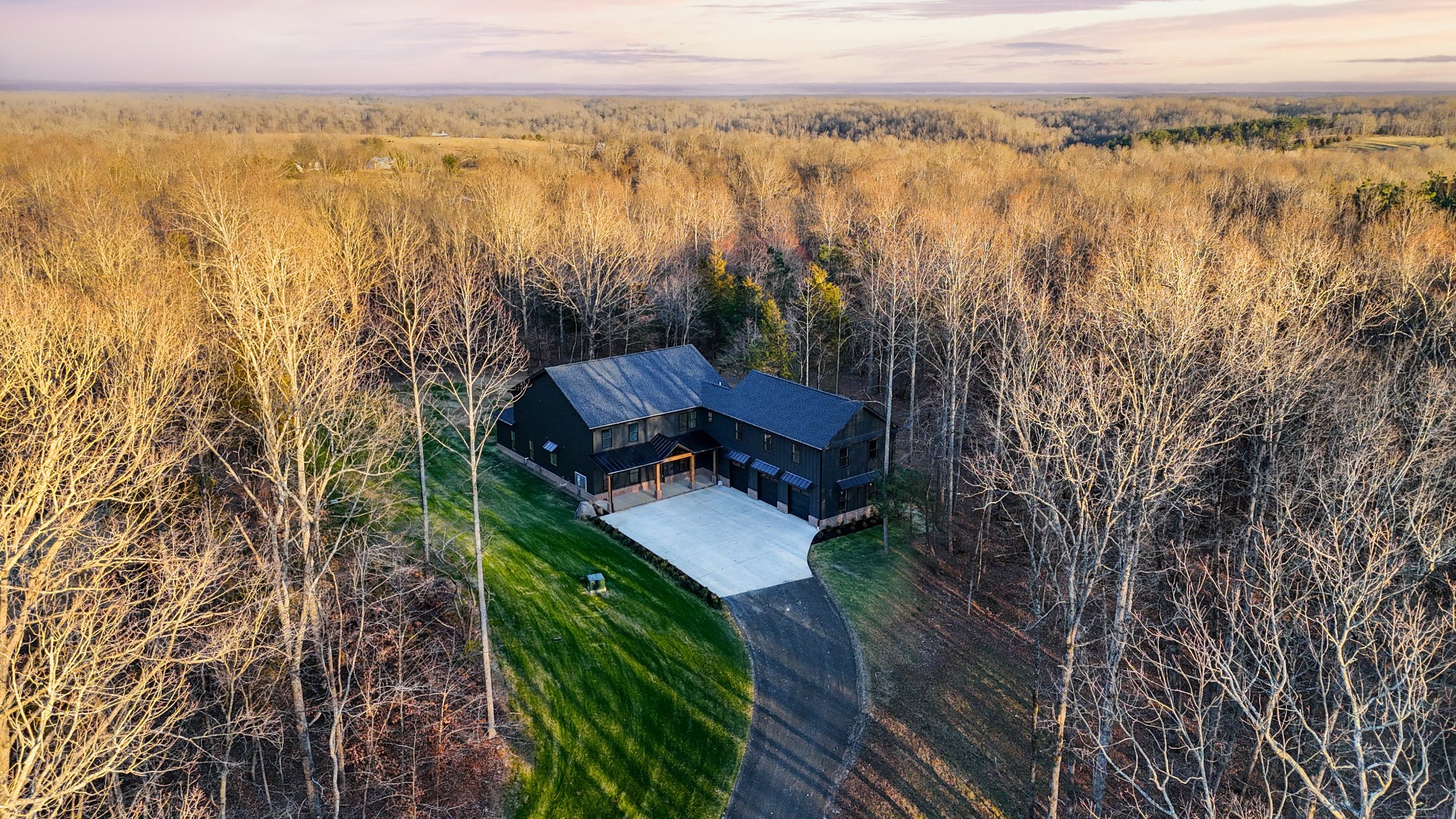 7771 Barnhill Rd, Primm Springs, TN 38476