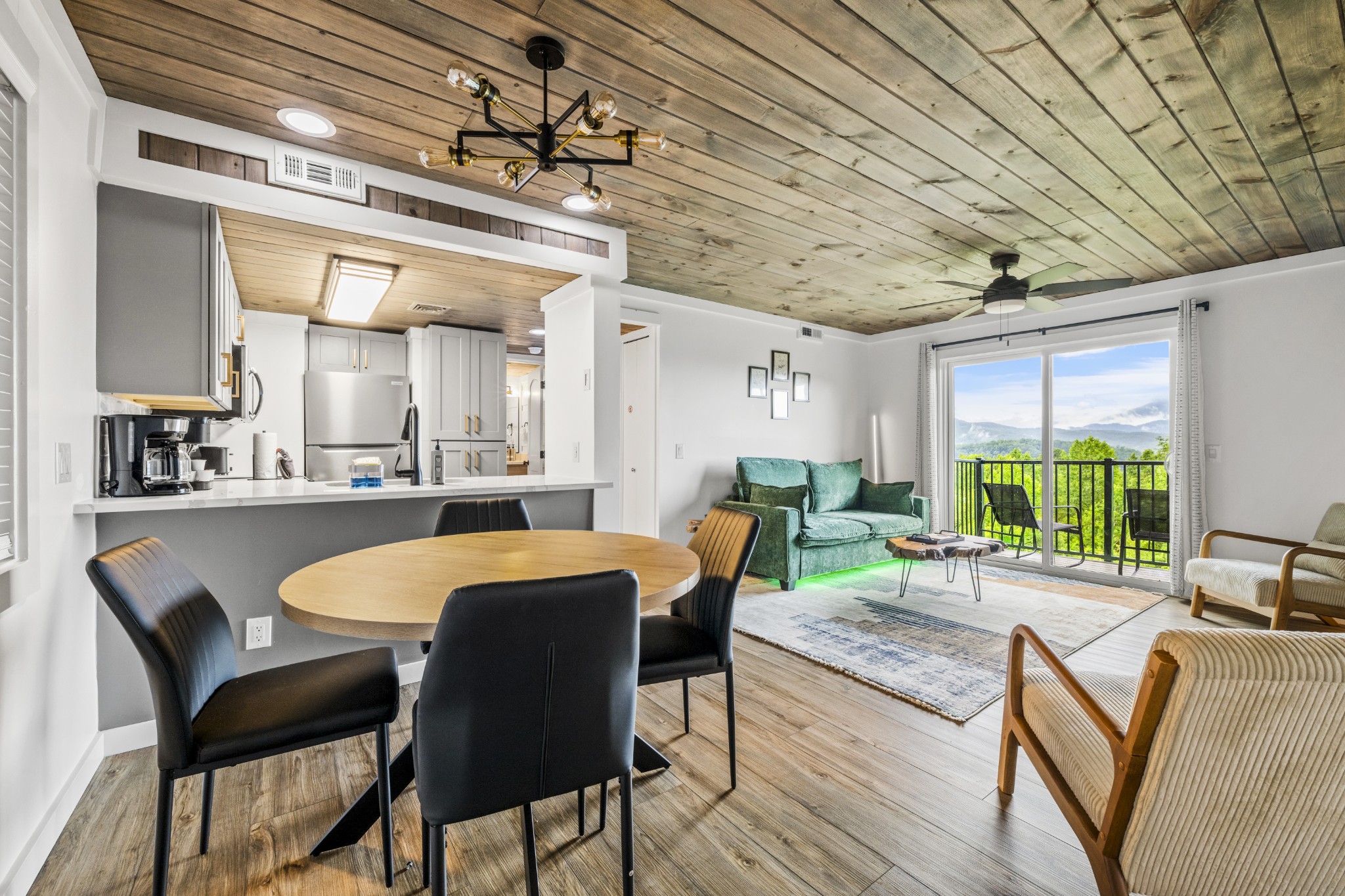 3710 Weber Rd UNIT&nbsp;E-106, Gatlinburg, TN, 37738