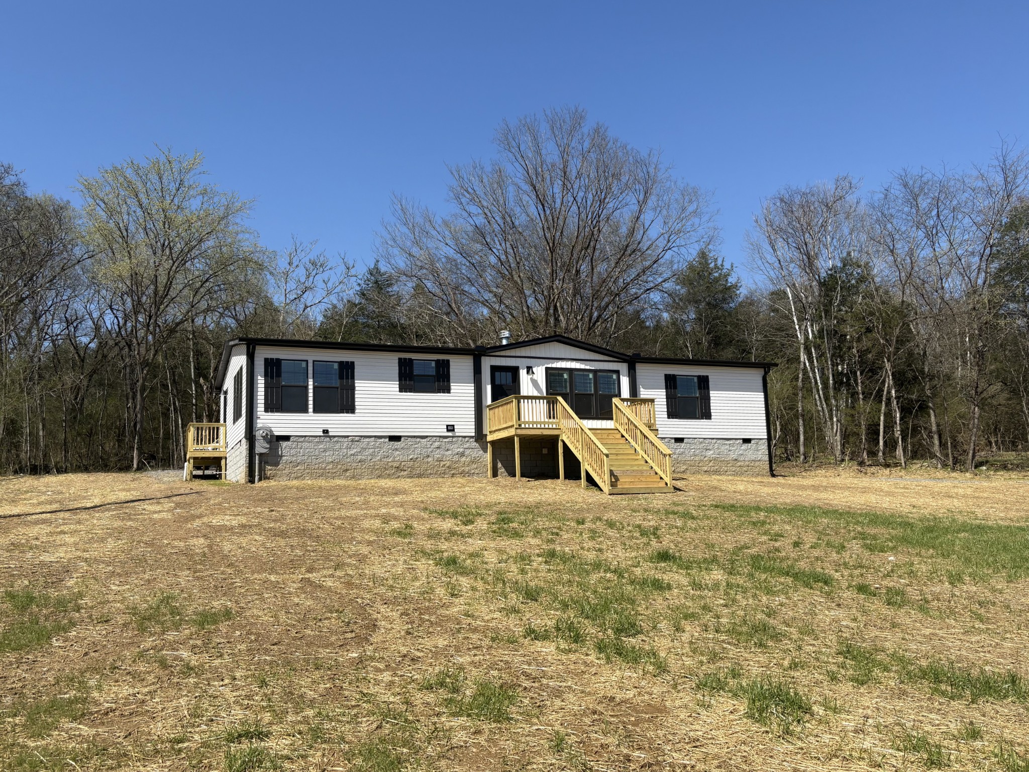 307 Enigma Rd, Chestnut Mound, TN 38552