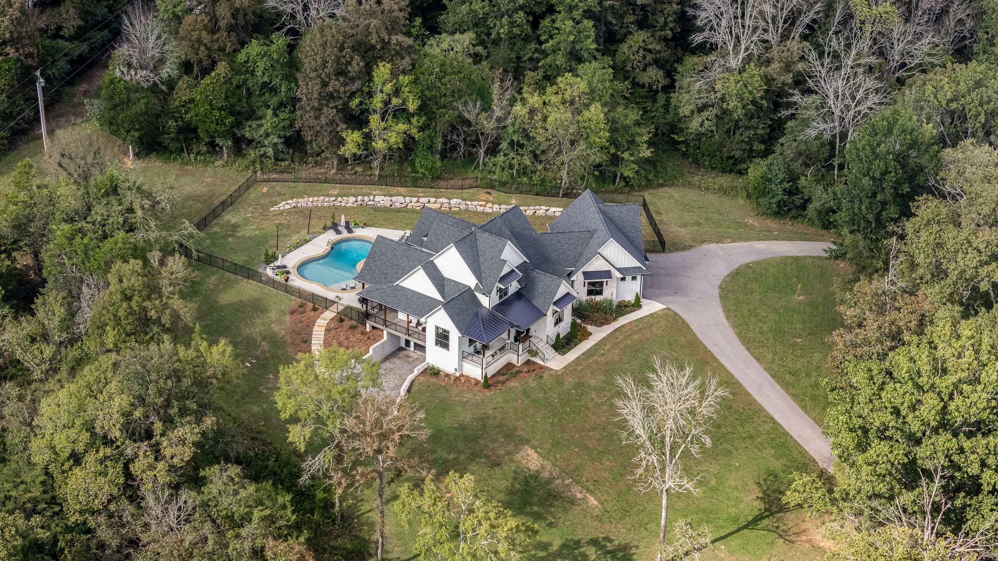 1425 Fuston Hollow Rd, Auburntown, TN 37016