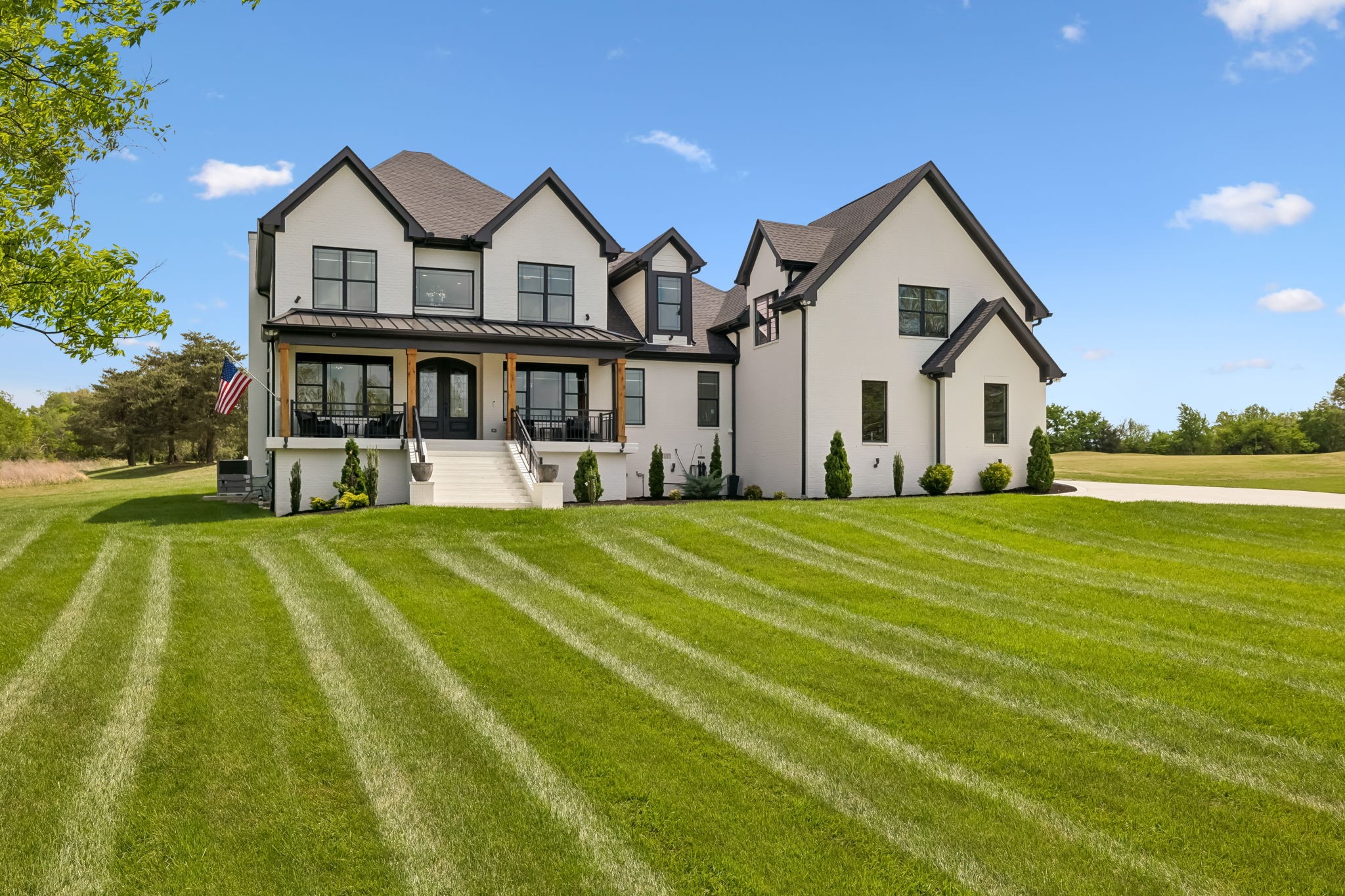 4223 Ironwood Dr, Greenbrier, TN 37073