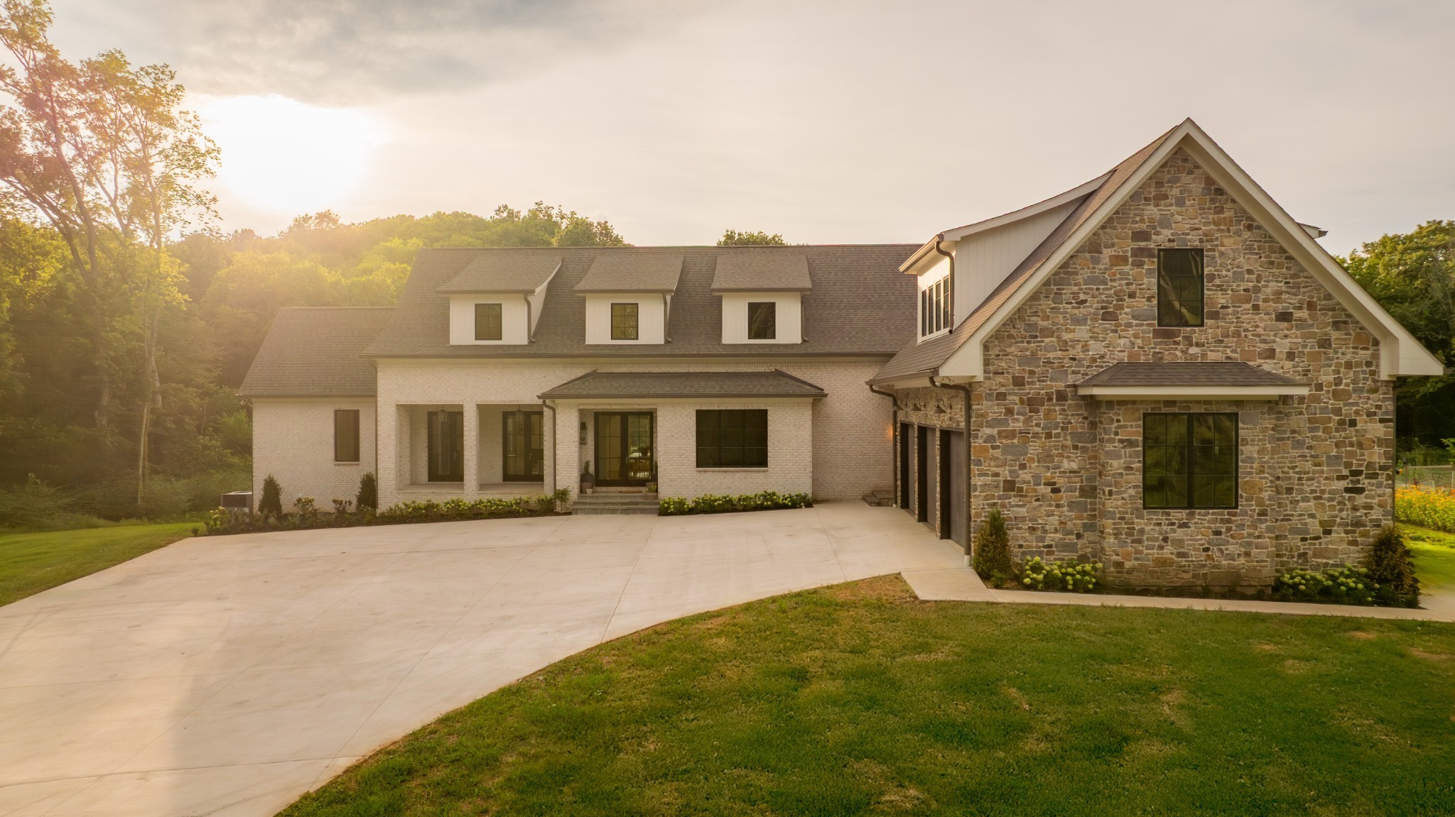 1489 Old Tva Rd, Columbia, TN 38401