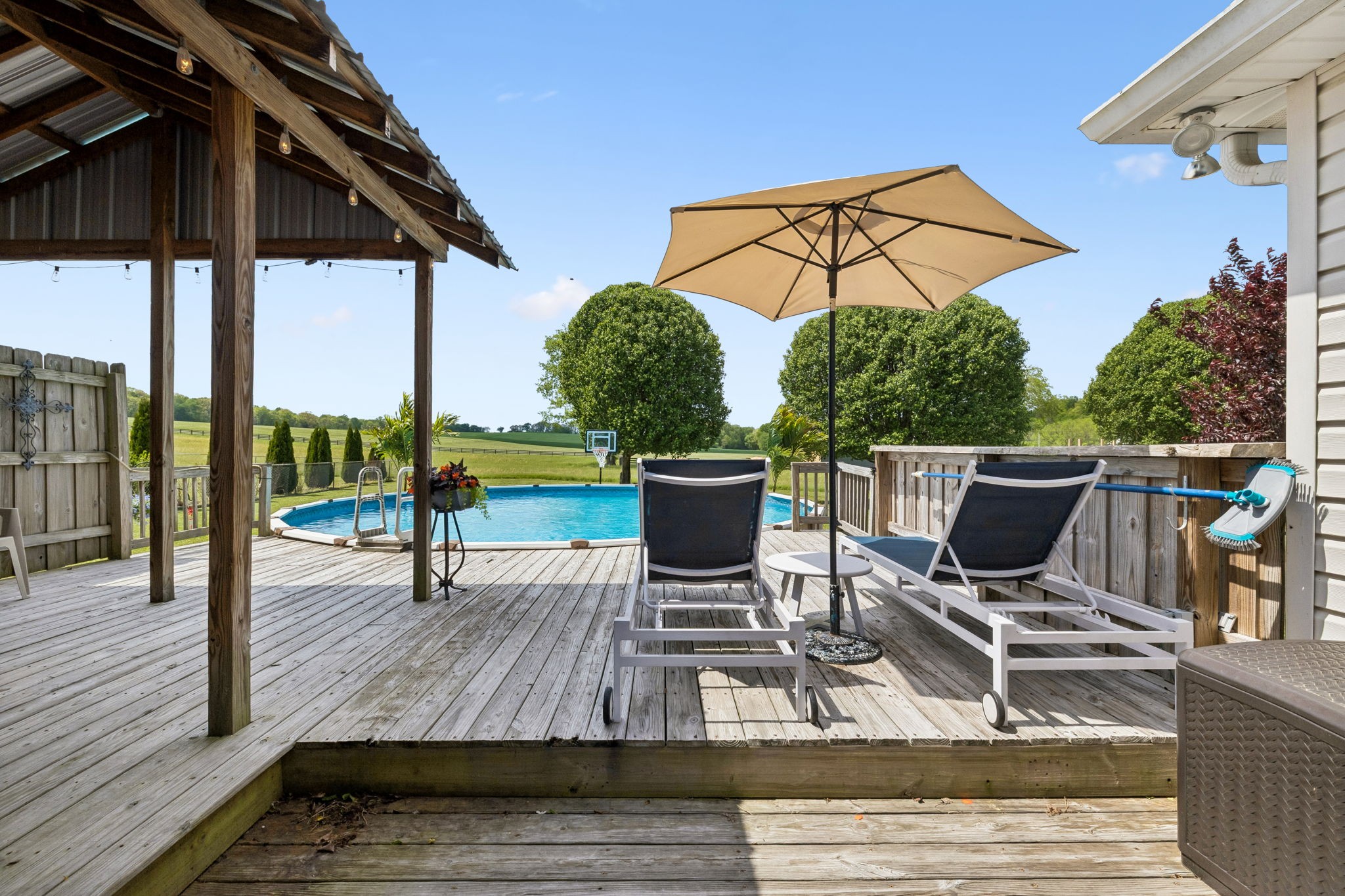 2075 Nikki Dr, Springfield, TN 37172