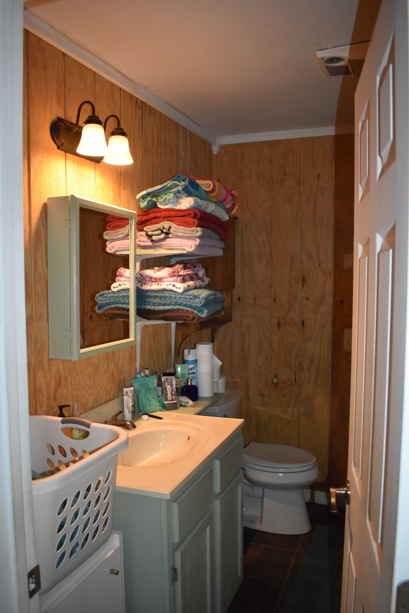814 Upper Ferry Rd, Carthage, TN 37030