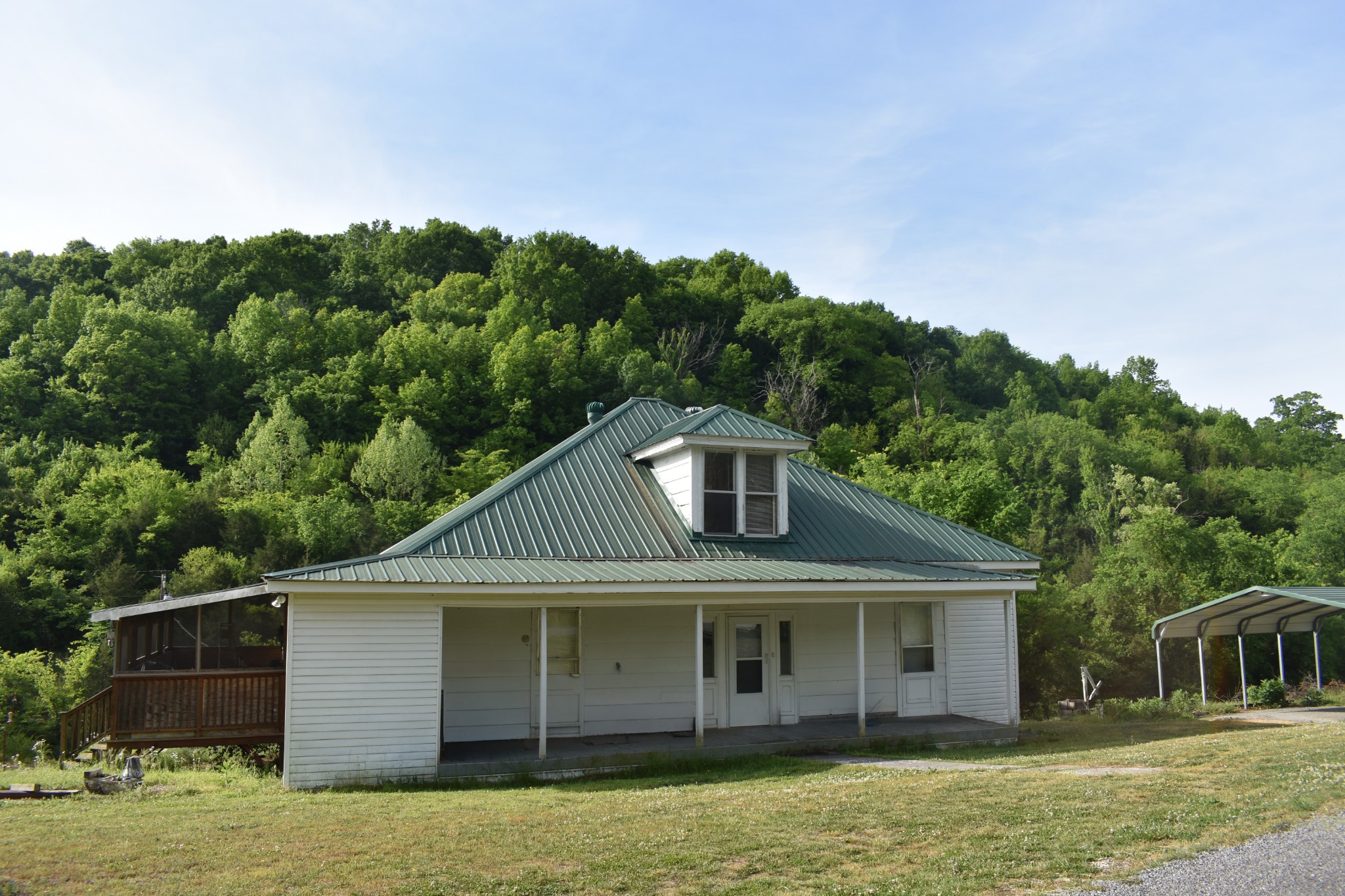 80 Dillard Creek Rd, Chestnut Mound, TN 38552