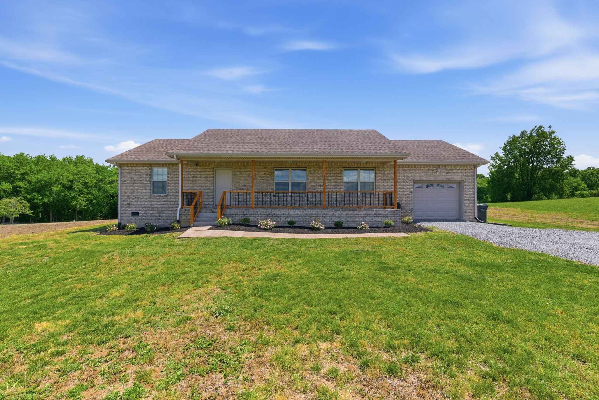 1010 Meridian Dr, Castalian Springs, TN 37031