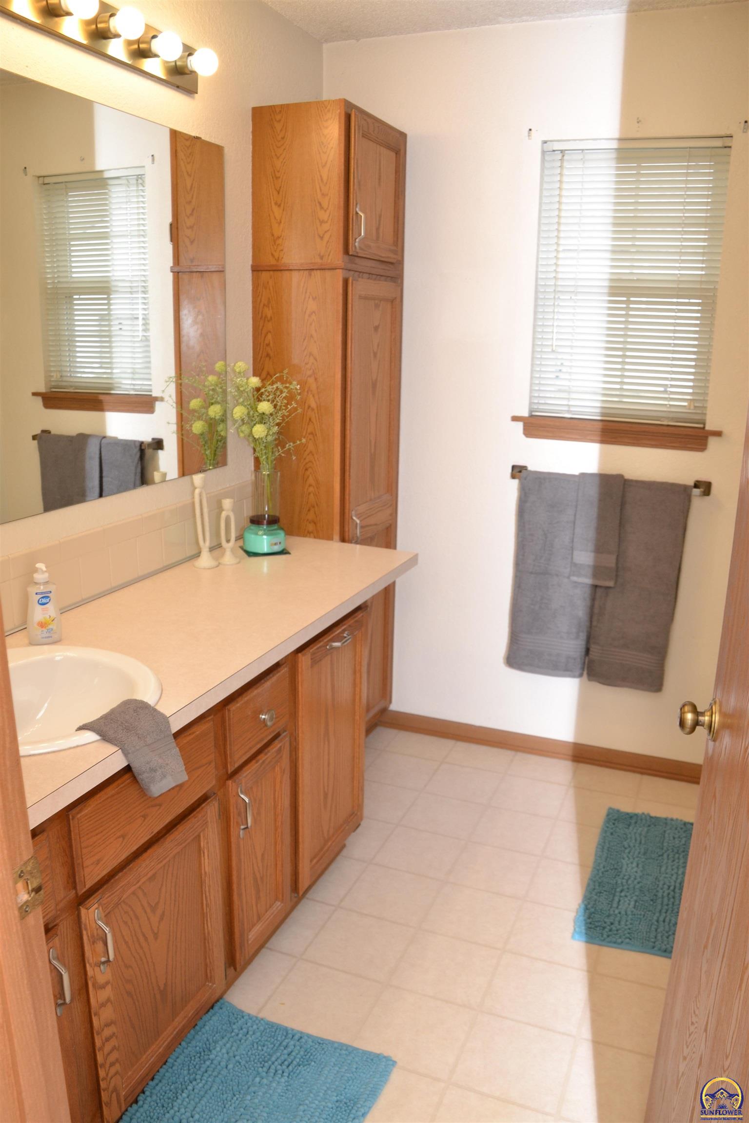 319 N Alder St, Gardner, KS, 66030-9999