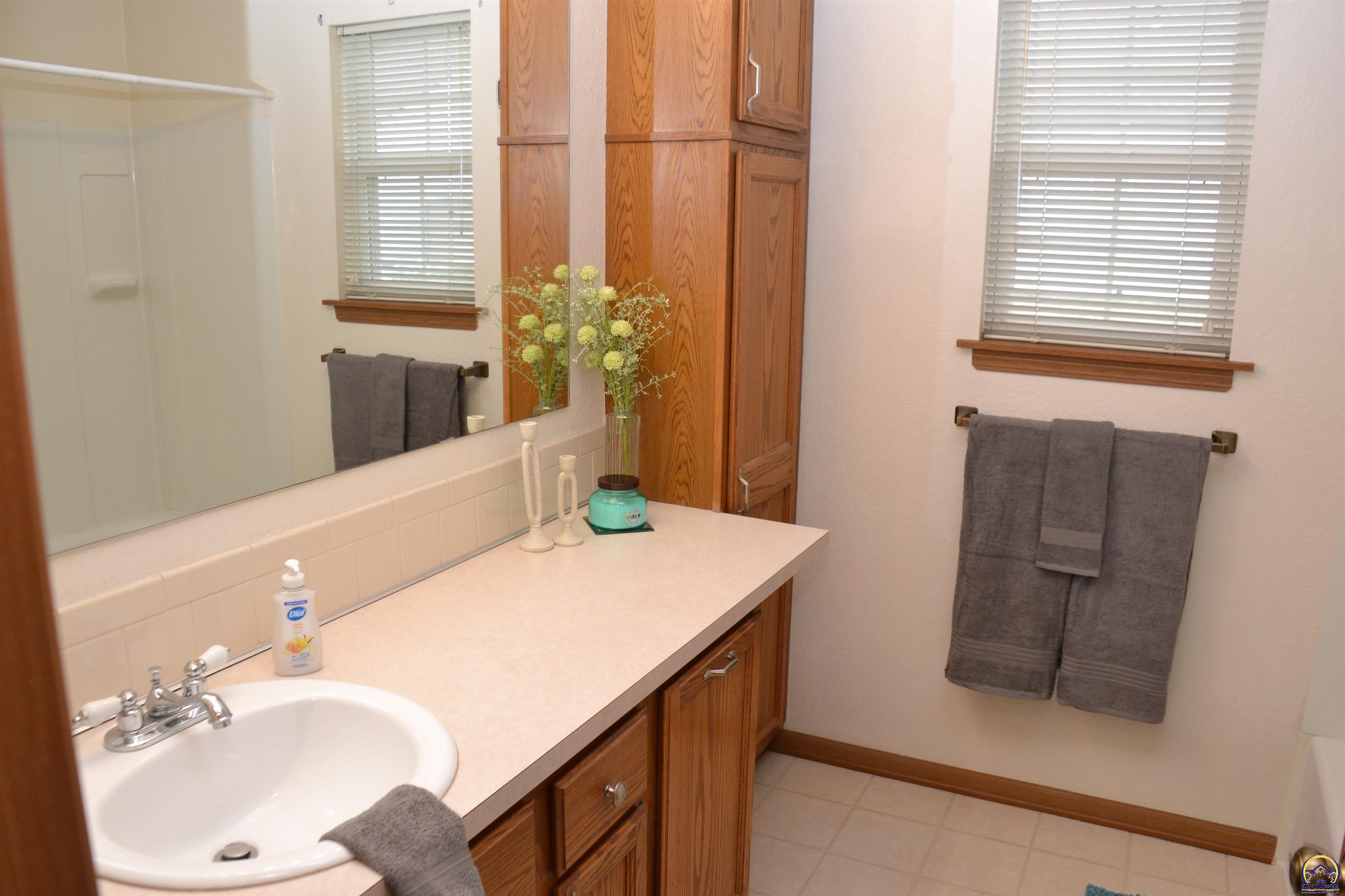 319 N Alder St, Gardner, KS, 66030-9999