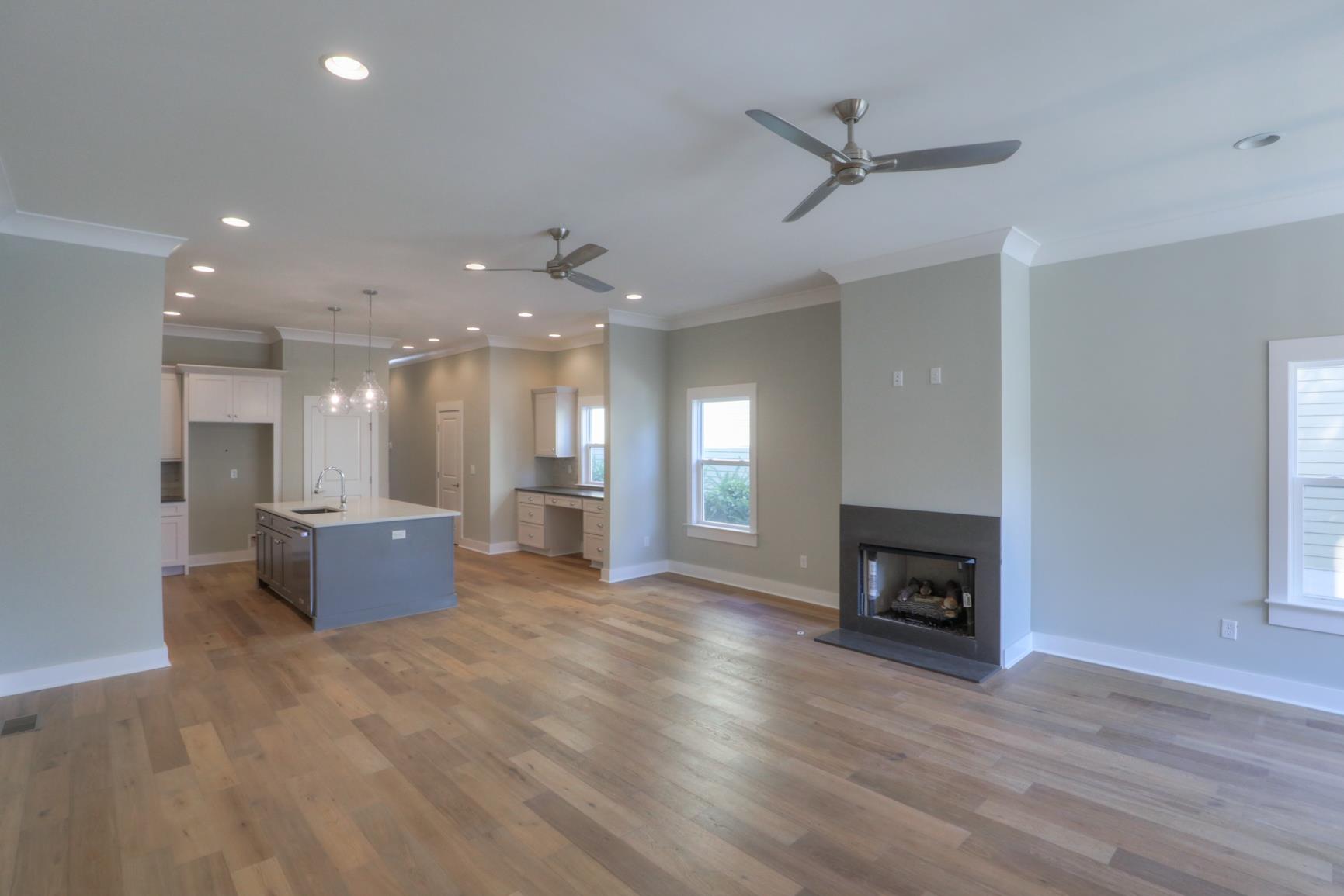4304a Dakota Ave