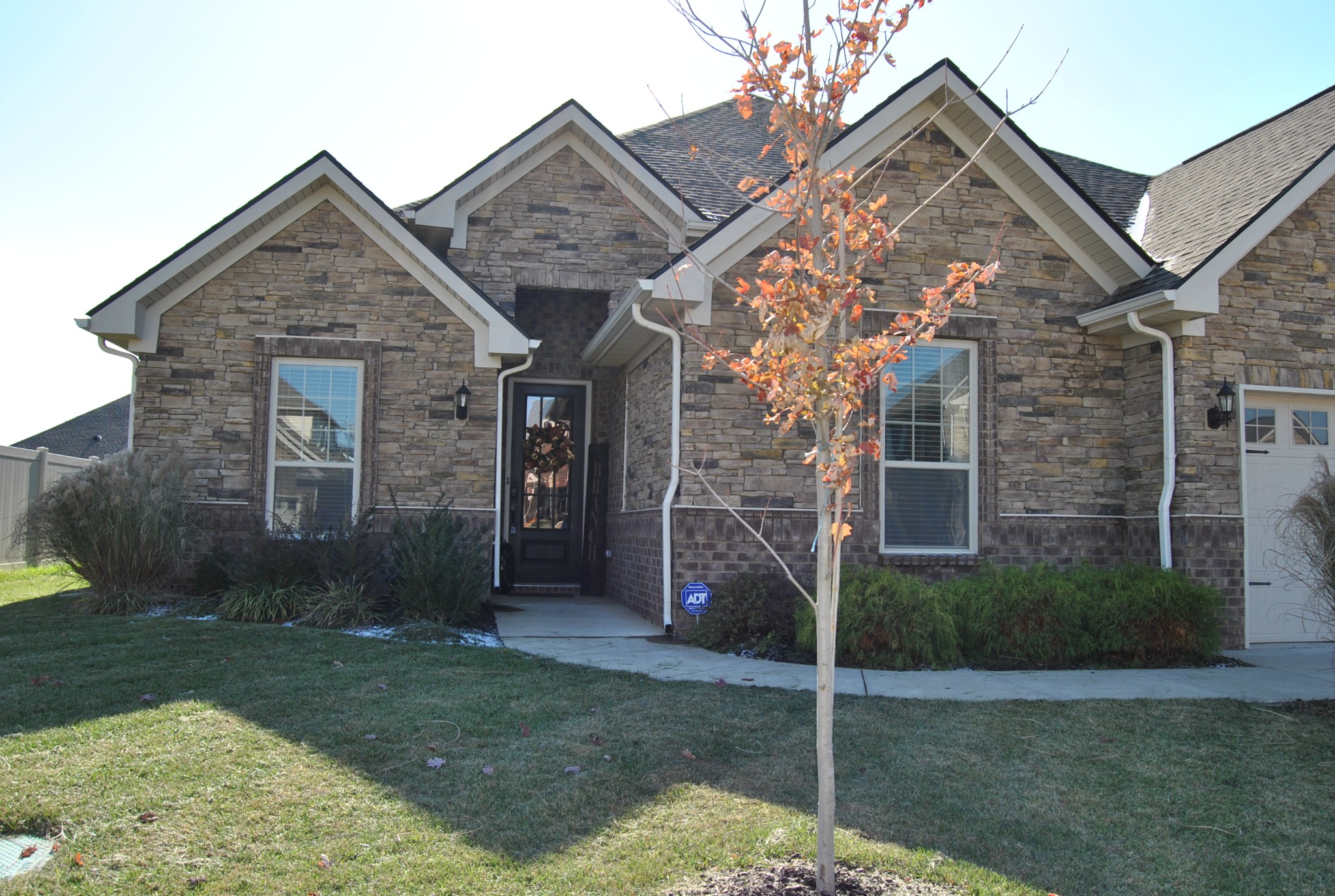 4737 Kingdom Dr