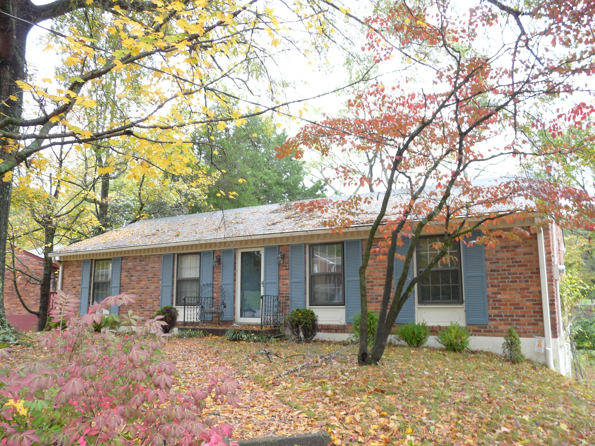 332 Lynn Dr