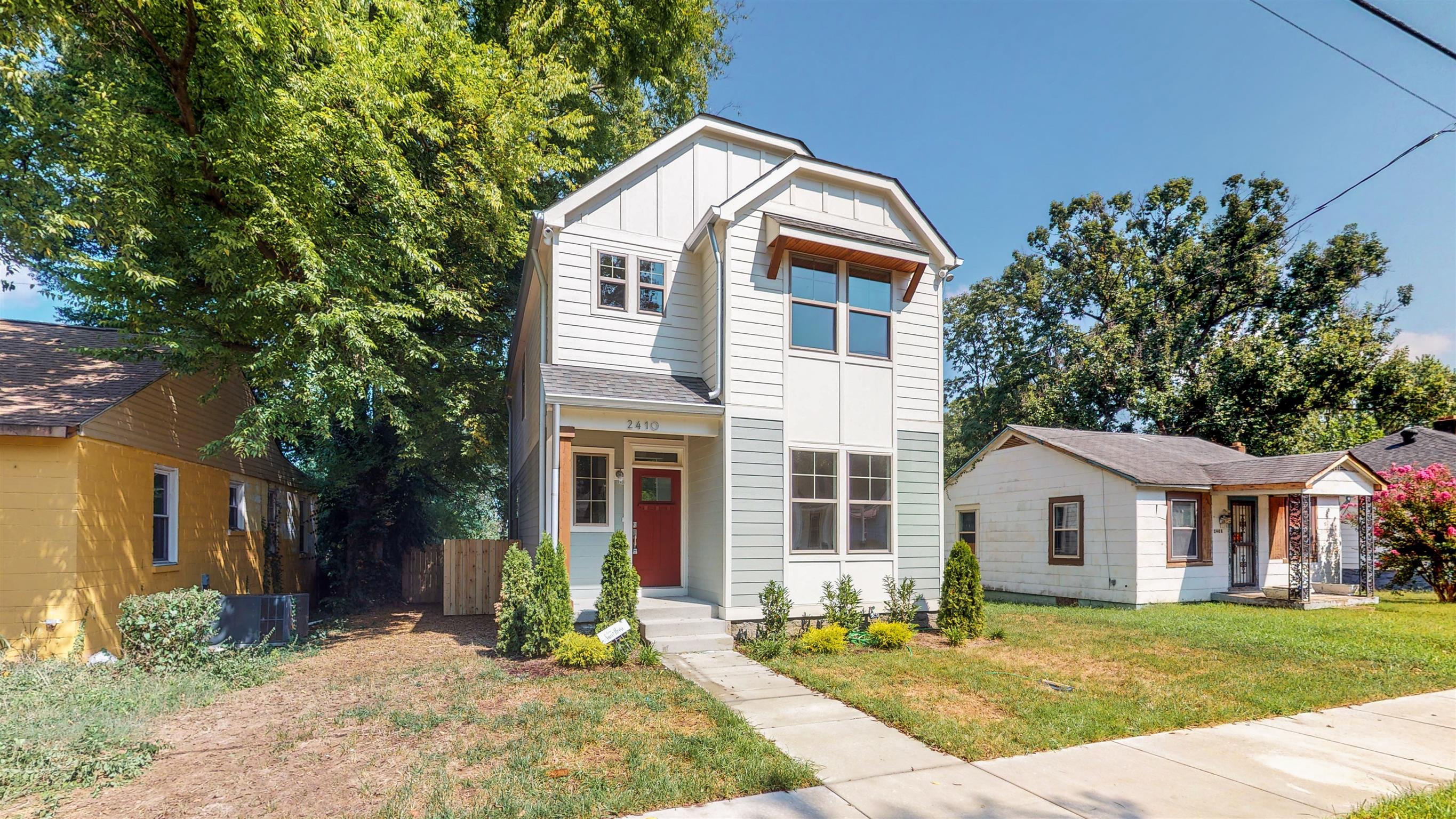 2410 Alameda St Nashville, Tennessee Quality new construction with attention to all the details. TRUE single family lot! 3 bed and 3 full bath, plus a home office/flex 4th down! Superb finishes throughout, plus a generous yard size and alley loaded parking is a big plus. Incentive Package in media.