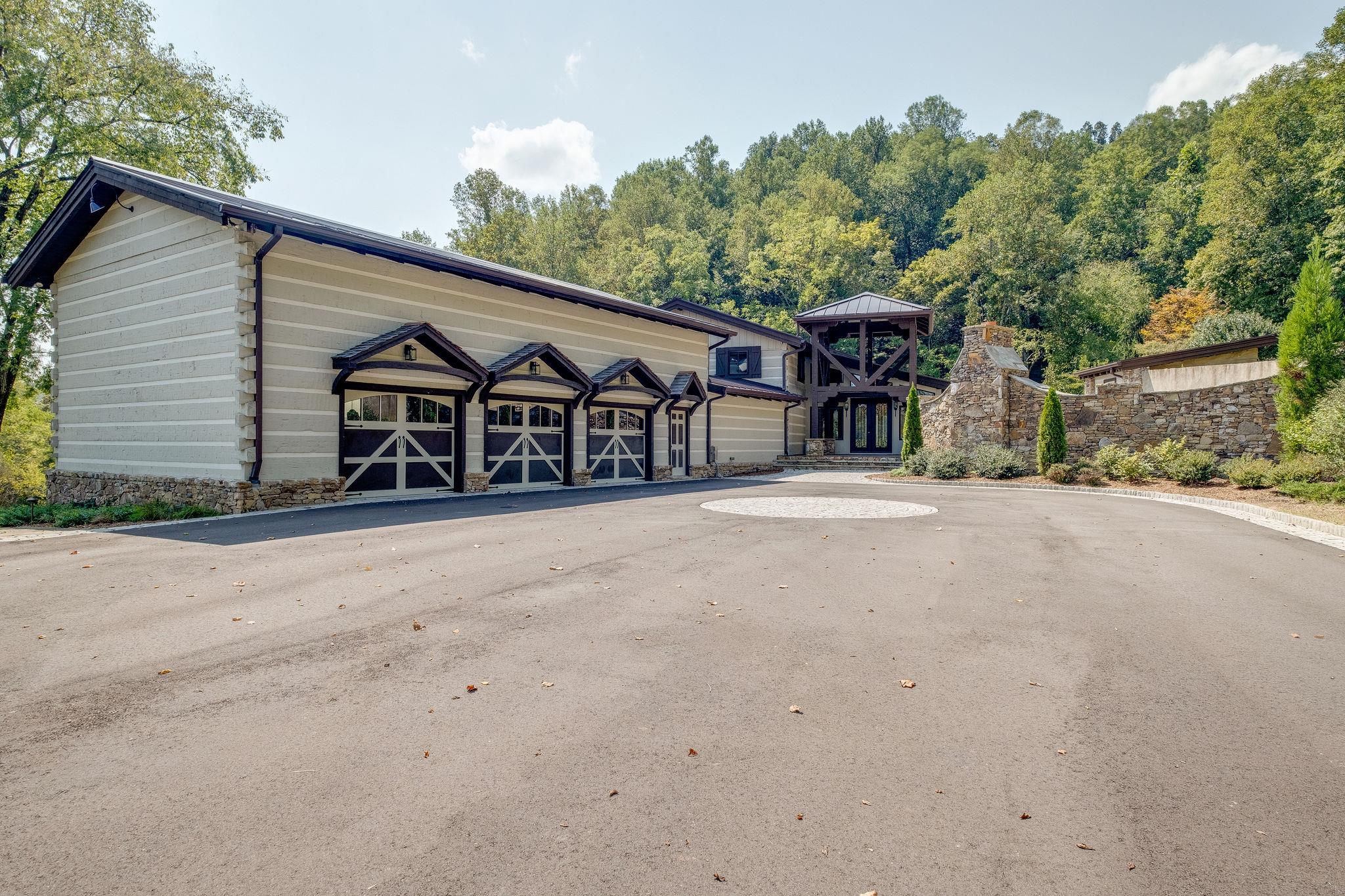 5443 Leipers Creek Rd