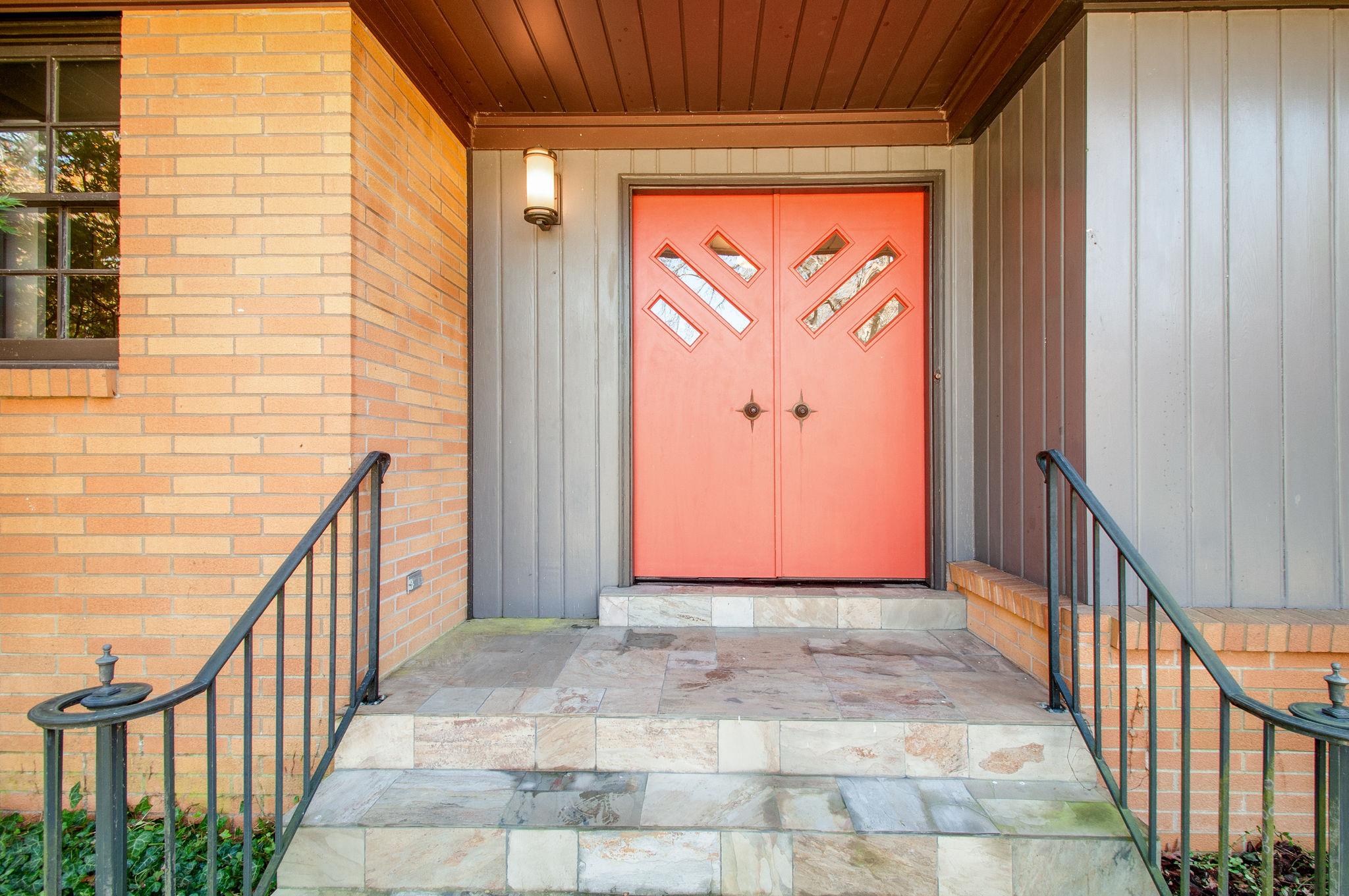 1131 Overton Lea Rd