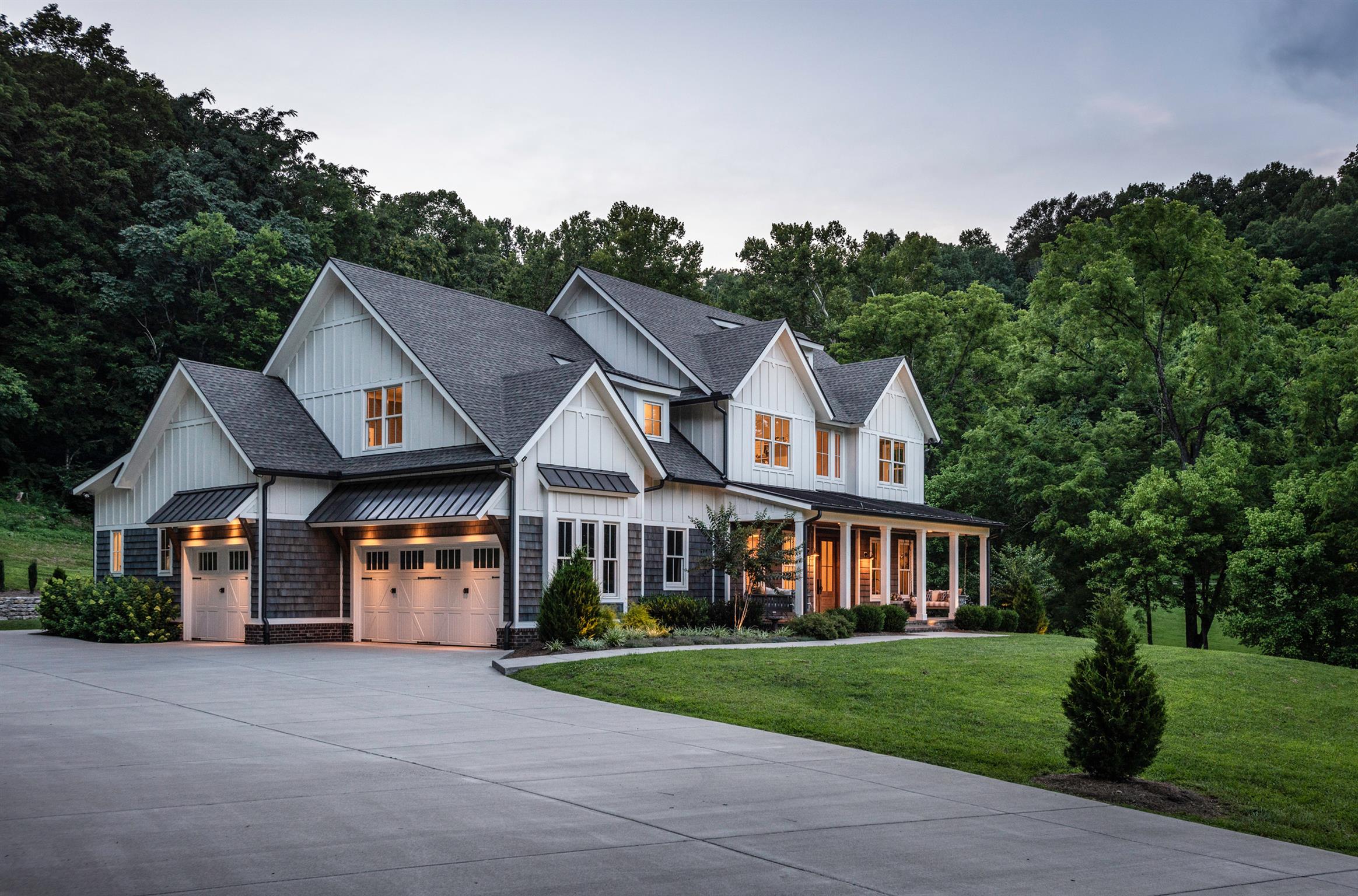2050 Old Hillsboro Rd