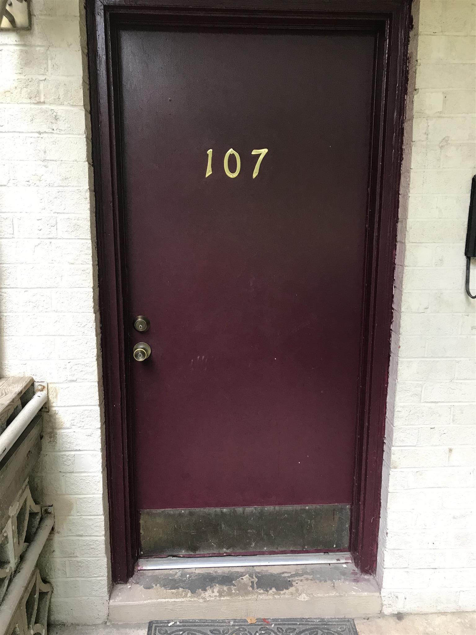 550 Harding Pl Apt B107