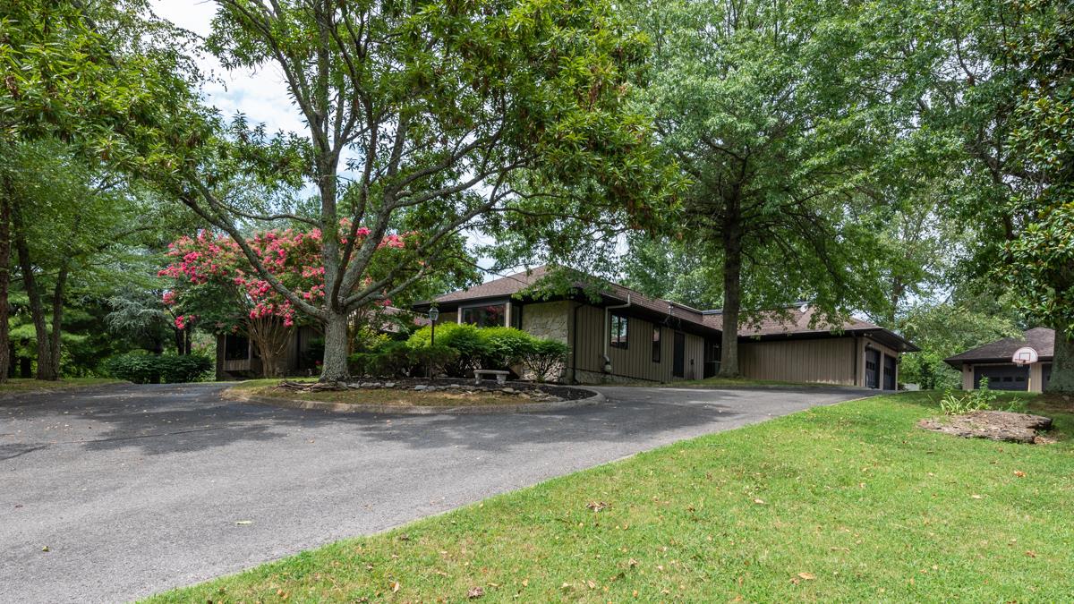 Contemporary Homes Near Nashville TN Nashville Home Guru