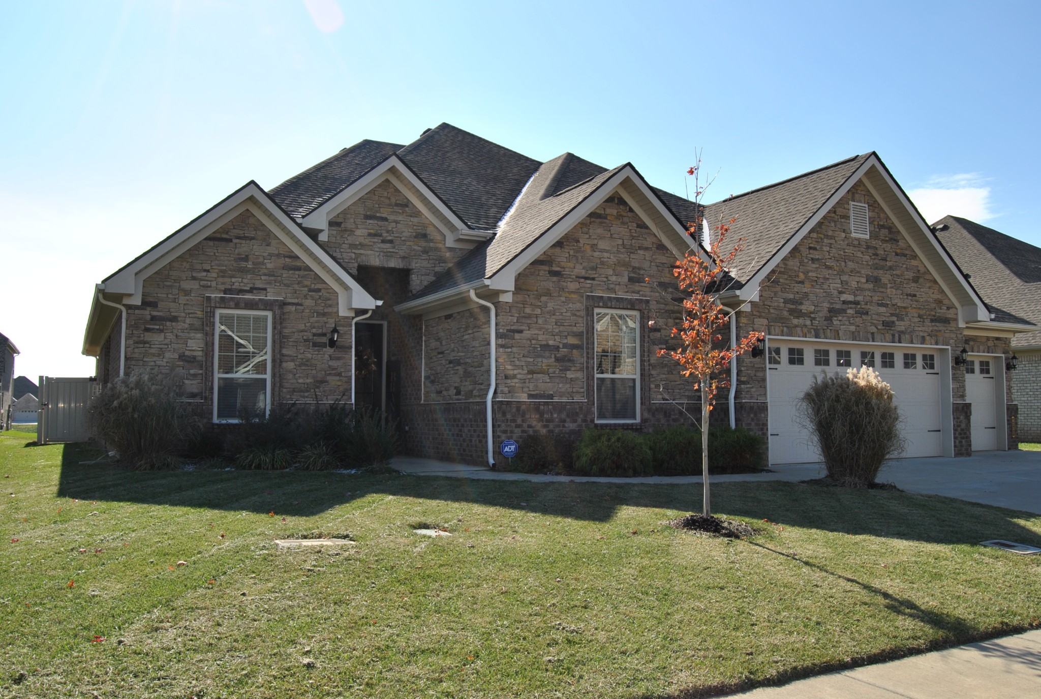 4737 Kingdom Dr