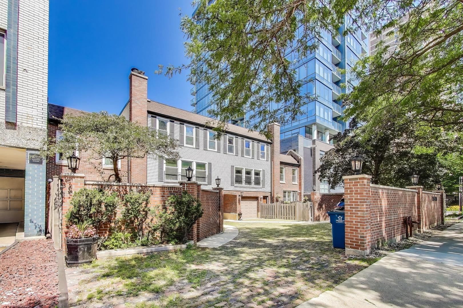 East Lakeview! First time on market in 32 yrs, this well-cared-for BelHarbor townhome offers the ultimate convenient location. Situated in a charming setting of eight townhomes inspired by an English courtyard with circular brick driveway and gas lanterns. You can walk to every convenience including: Lake Michigan and Belmont Harbor a block and half away, three awesome elementary schools, Mariano's, 24-hr Walgreens, countless boutique restaurants, coffee houses, taverns, shops and businesses on Broadway. The unit itself lives like a single family home at just over 1800sf with a great layout: large living/dining spaces, eat-in kitchen as well as half bath on one level. Upstairs offers three bedrooms and full bath. Main level is complete with an office/storage space, utility/laundry room, additional storage and ATTACHED GARAGE, with extra guest parking. The home also boasts a private brick patio with landscaping. Other benefits: common capital projects completed with in last eight years: new roof, new siding, all chimneys rebuilt, courtyard regraded, rebuilt entrance brick privacy wall and restored gas lanterns...all the heavy lifting has been done! Plus LOW HOAs! Extremely walkable and fast access to public transit (CTA buses 77 and 156 immediate access) and LSD. Come have a look!