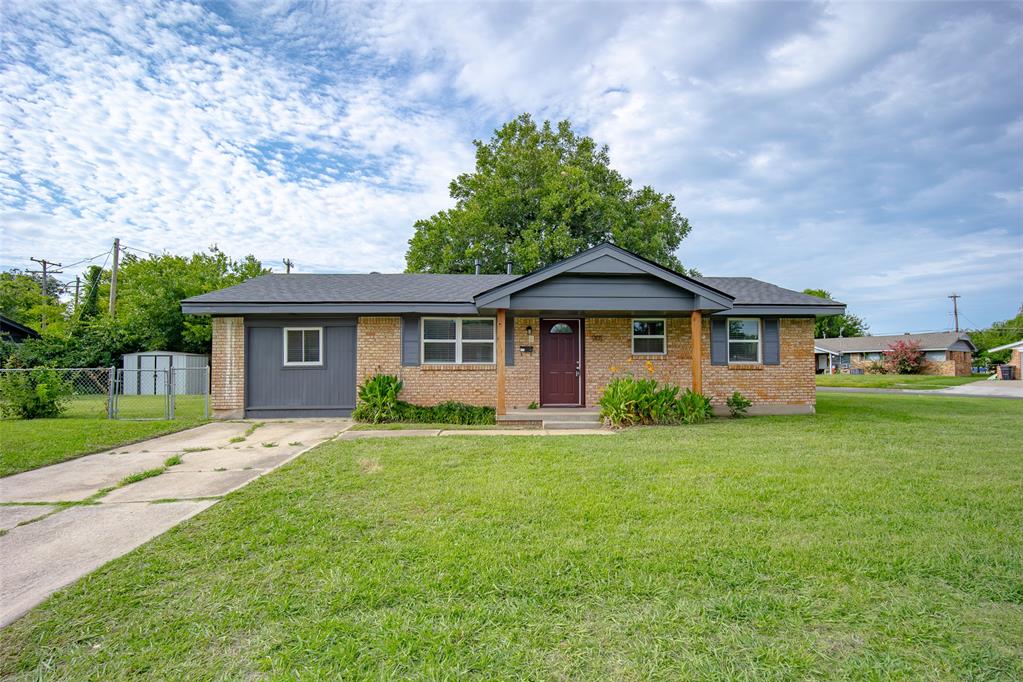 NEW ROOF & EXTERIOR PAINT! Updated home on a corner lot with a covered front porch and fenced backyard. Recent major improvements include a new HVAC system (2019), a tankless water heater (2019), an updated sewer line, wood-look flooring, fresh interior paint, updated kitchen with stainless appliances, and tiled shower. The converted garage provides flexible additional living space.Whether you're looking for a great investment property or a place to call your first home, this property offers solid updates, functional space, and excellent potential.