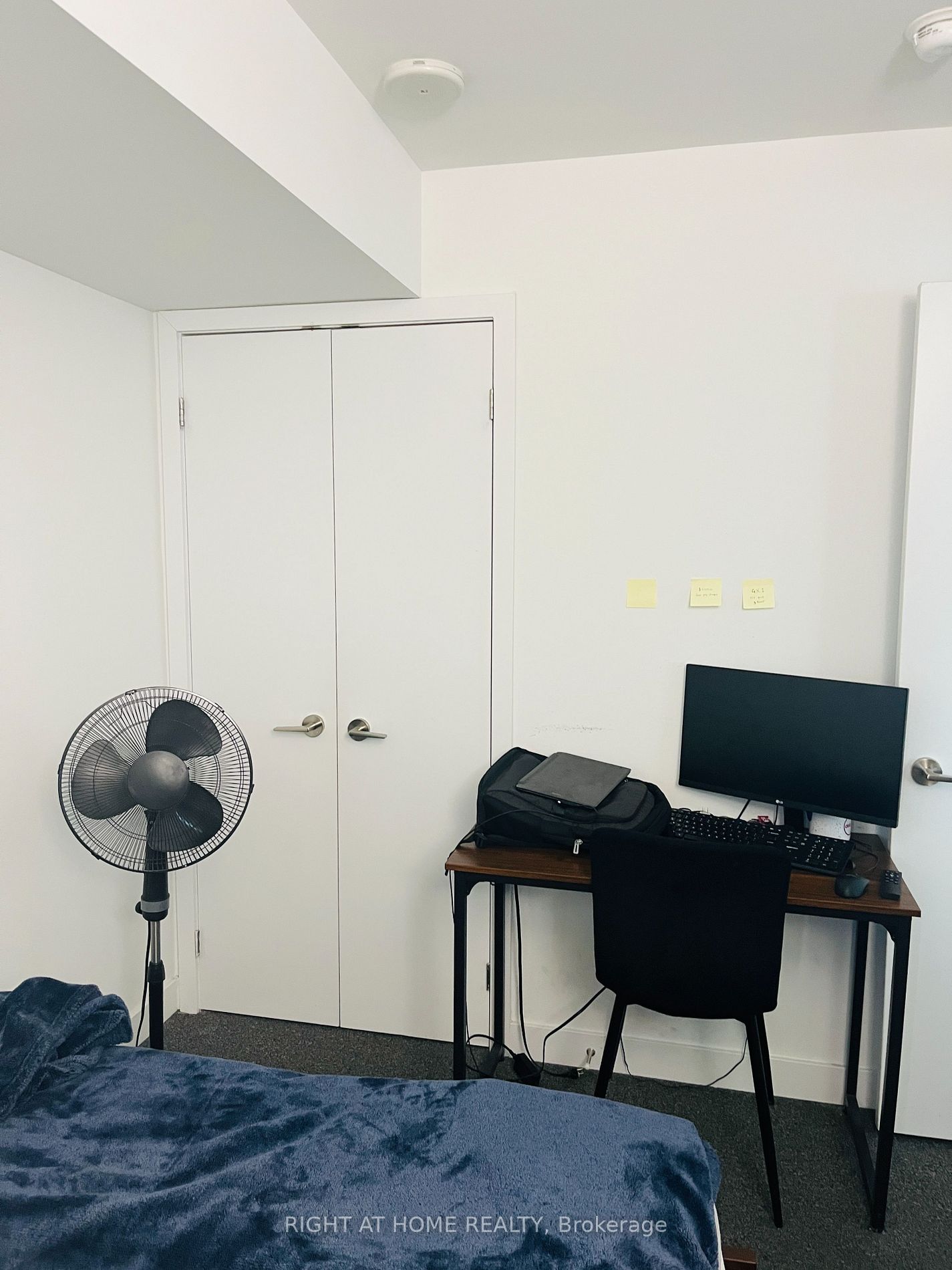 160 Flemington Rd 1215