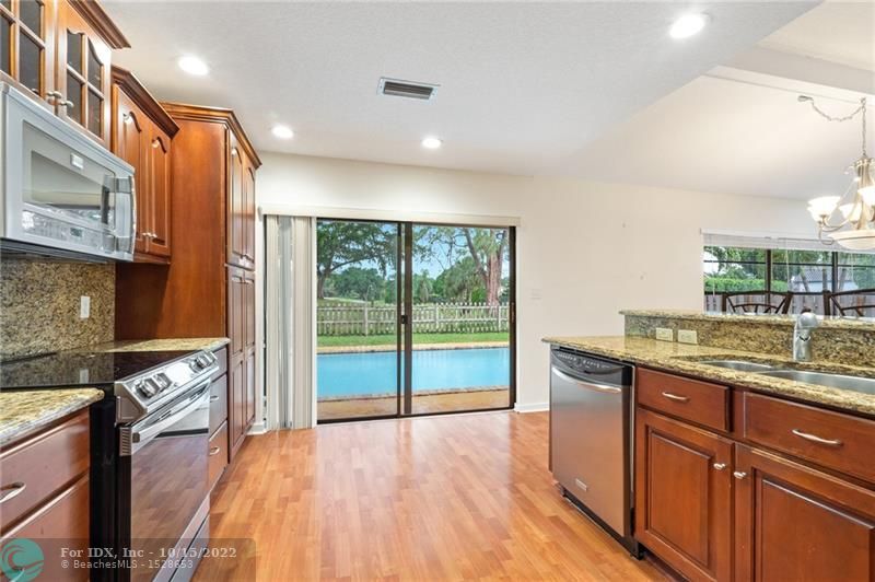 8912 E Escondido Way