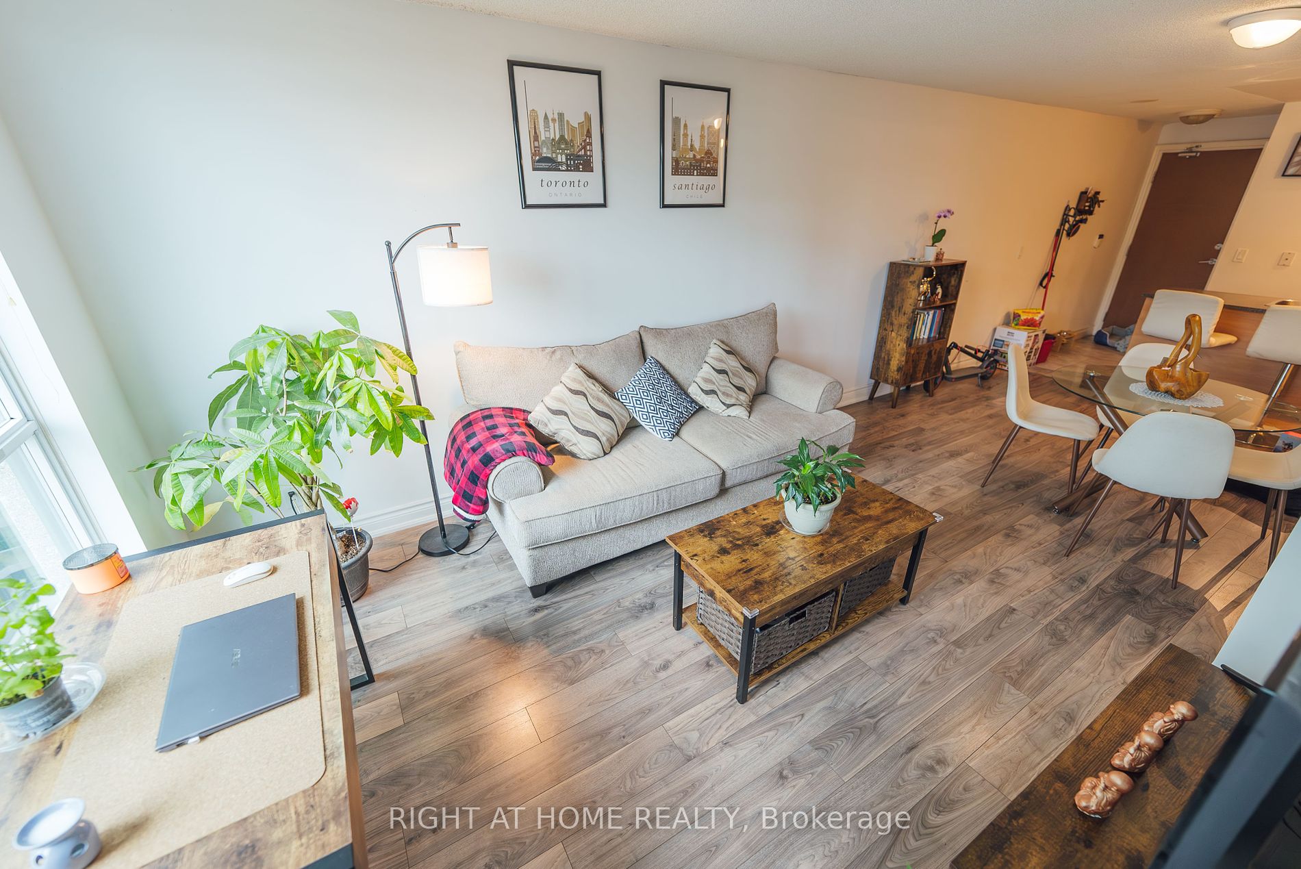 219 Fort York Blvd 1001