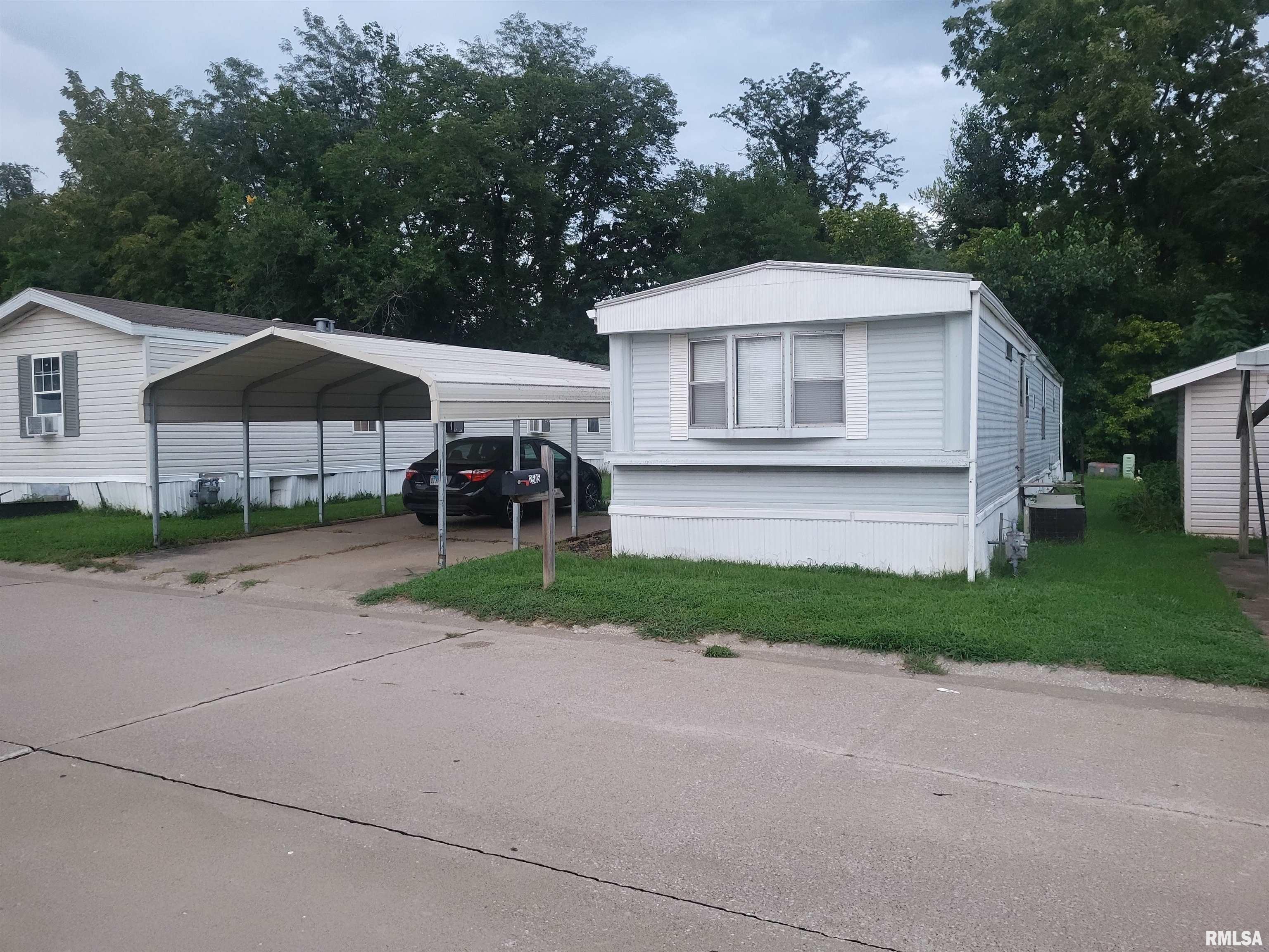 Welcome to 2505 Lexi Ln.This 2-bedroom -2 full bath home has an open kitchen/ living area. The primary bedroom features its own private bath. Located in Palm Gardens mobile home park. Lot $350 a month and includes water and sewer. Give us a call today to schedule your showing.
