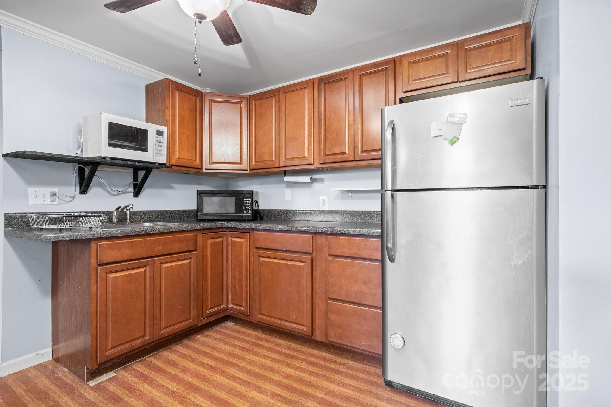 332 Swanson Drive SW