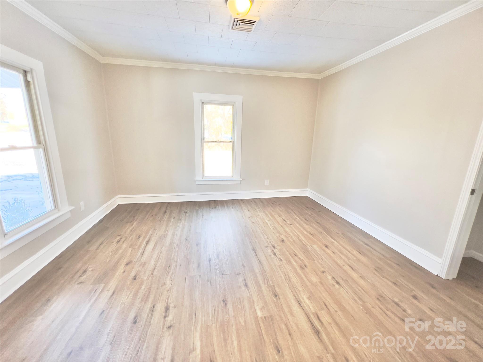 1431 2nd Drive SW
