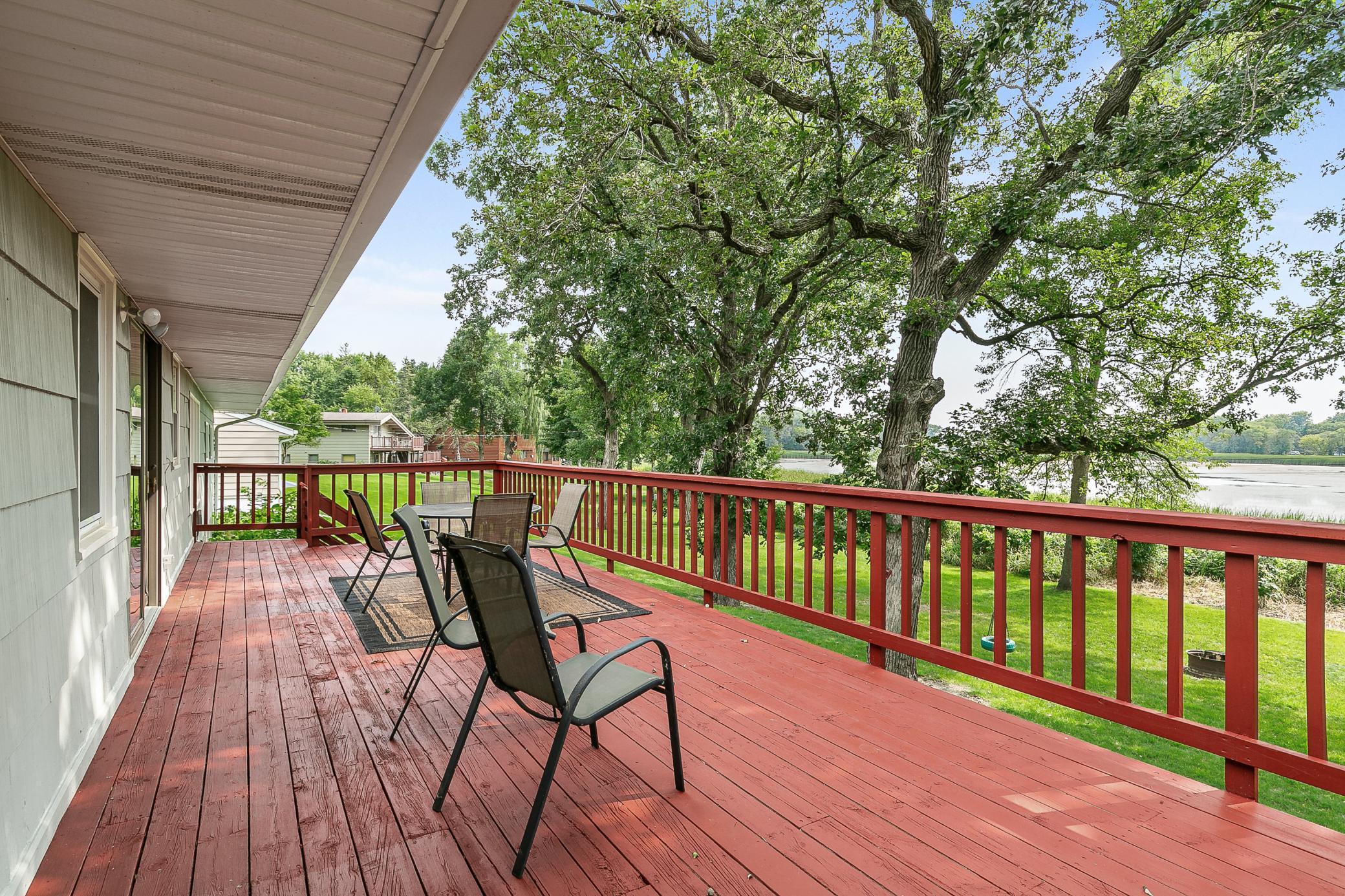 2655 Woodside Lane