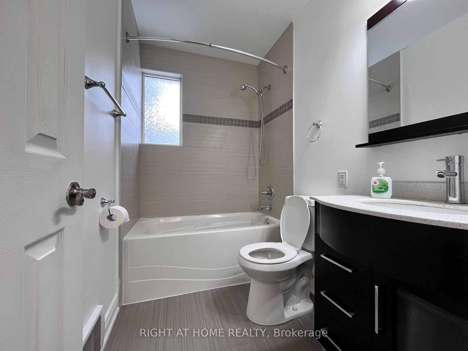 195 N Taylor Mills Dr Upper