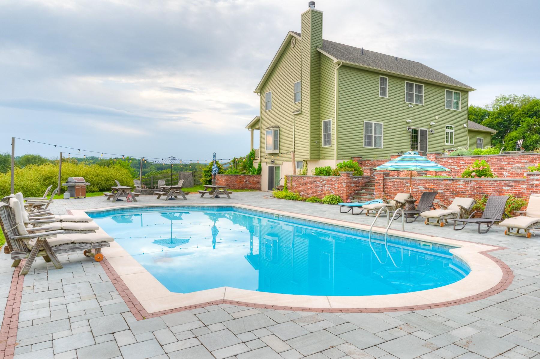 154 Hambletonian Road