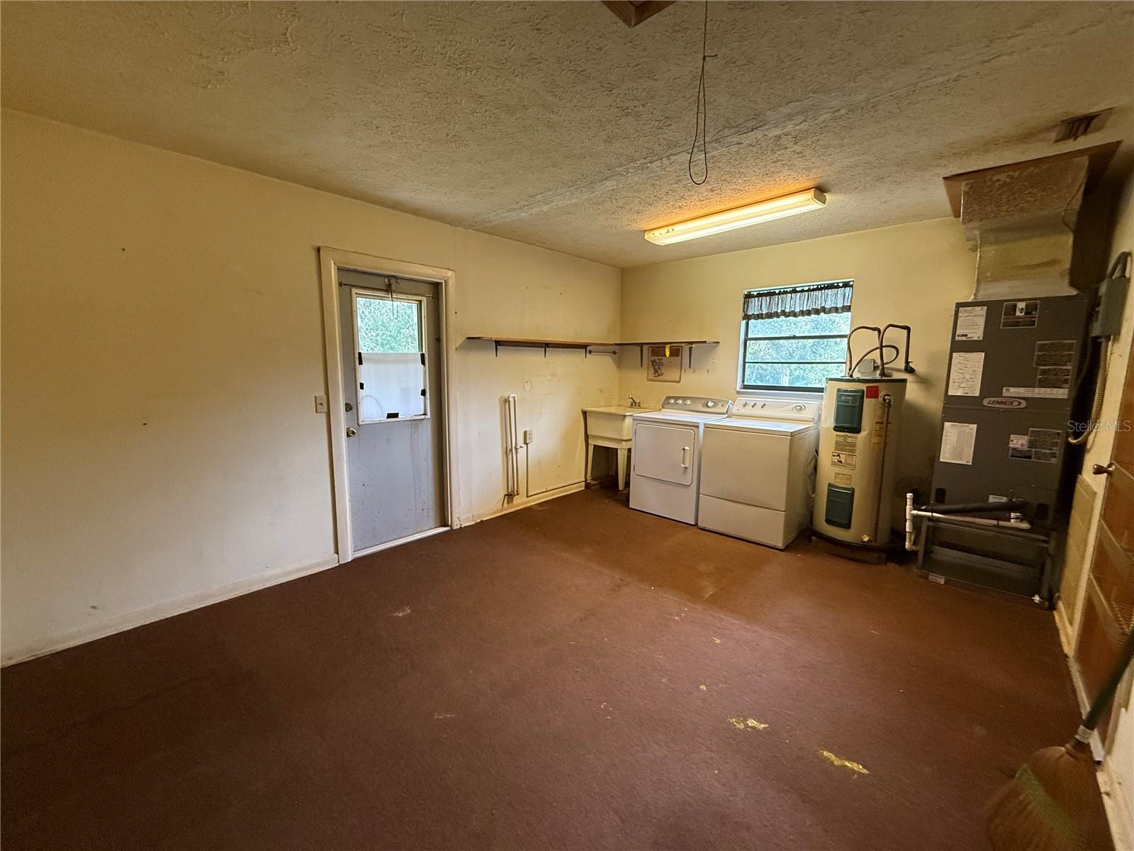4606 Cantor Drive