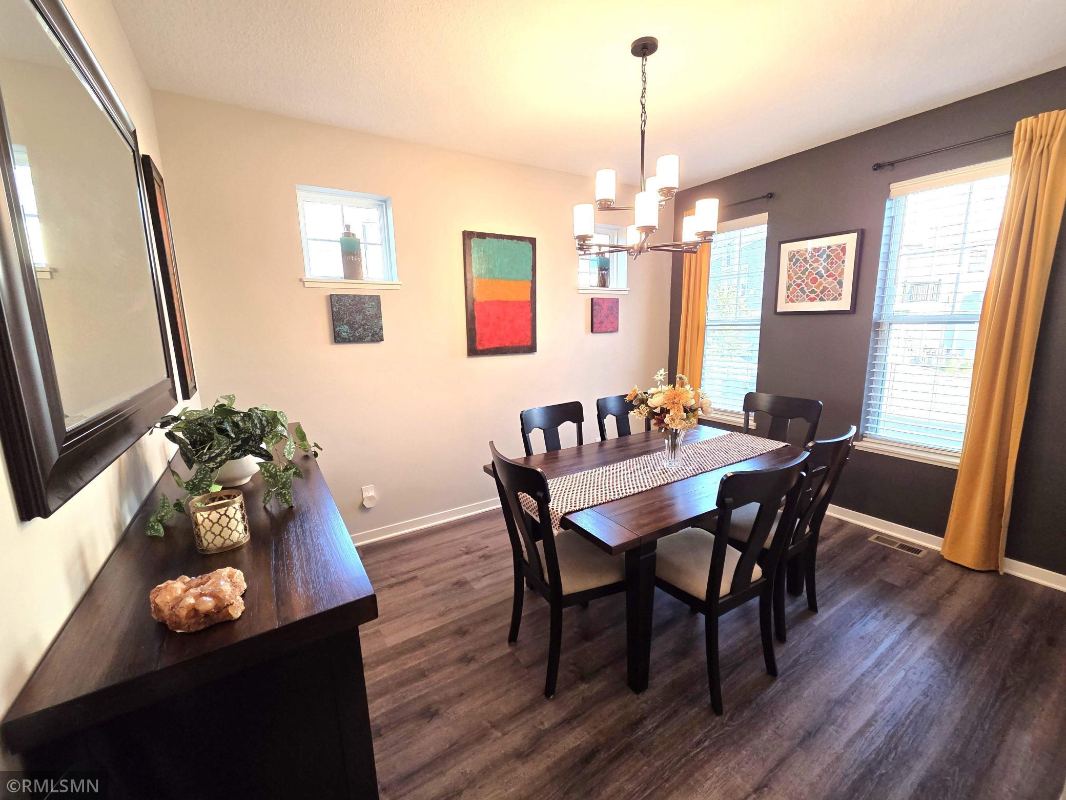 2234 Gateway Curve
