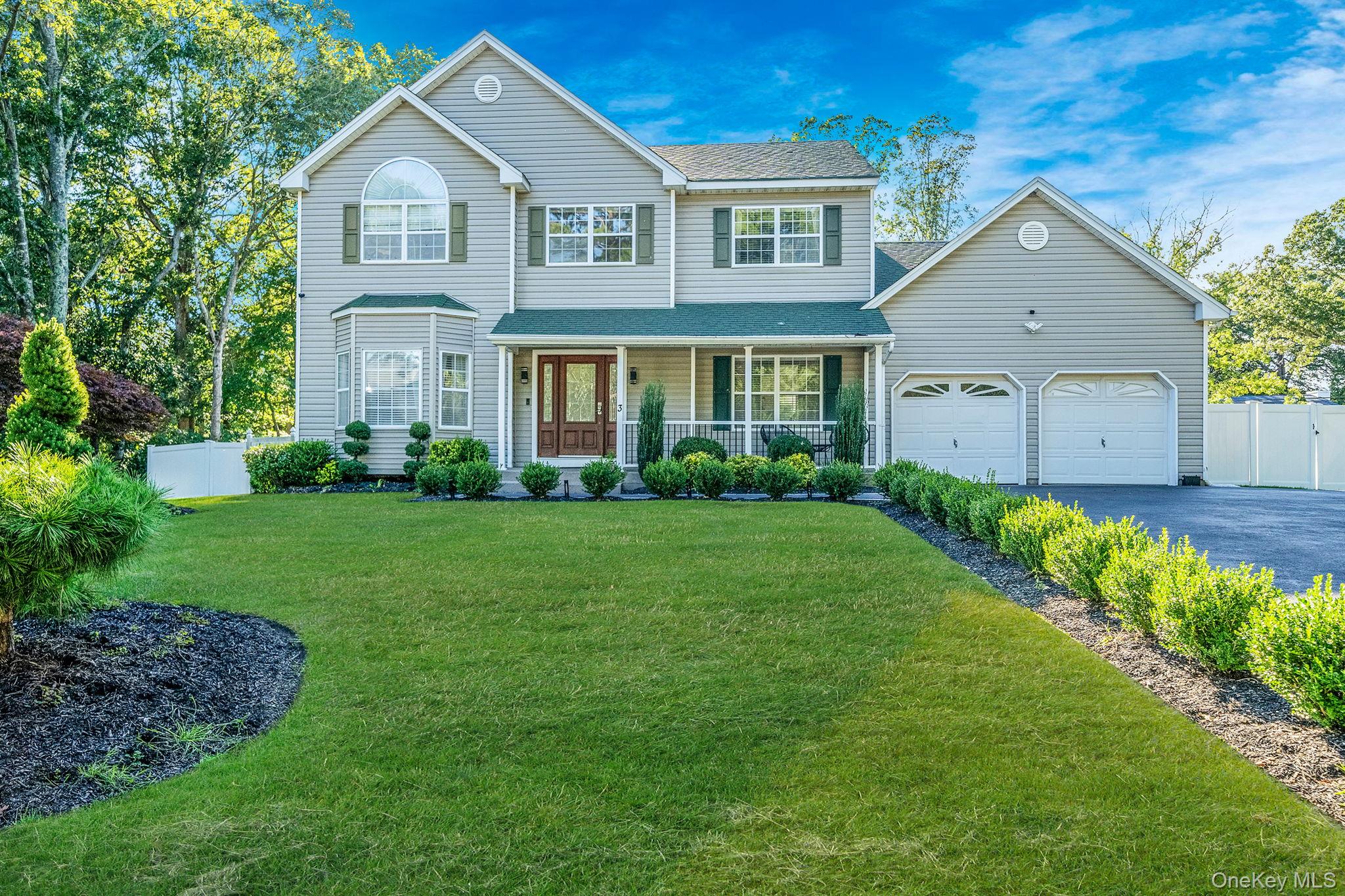 Desirable Springbriar Estates! Diamond Colonial - First floor features updated living, dining, family room, and EIK, plus a bonus bedroom/office with private OSE—exclusive to this home. Perfect for extended families. Upstairs offers a primary suite with bathroom & walk-in-closet, plus 3 spacious bedrooms and a renovated hall bathroom. Full finished basement with OSE provides excellent living/entertaining space. Full fenced yard with huge deck.....