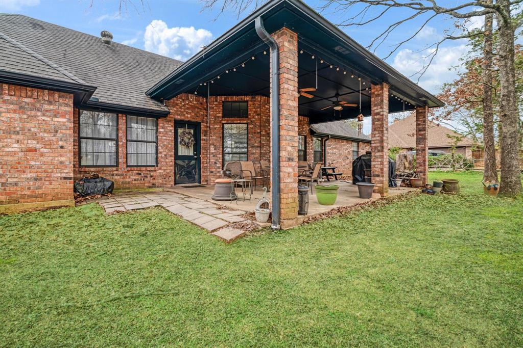 4315 Lakeshore Drive